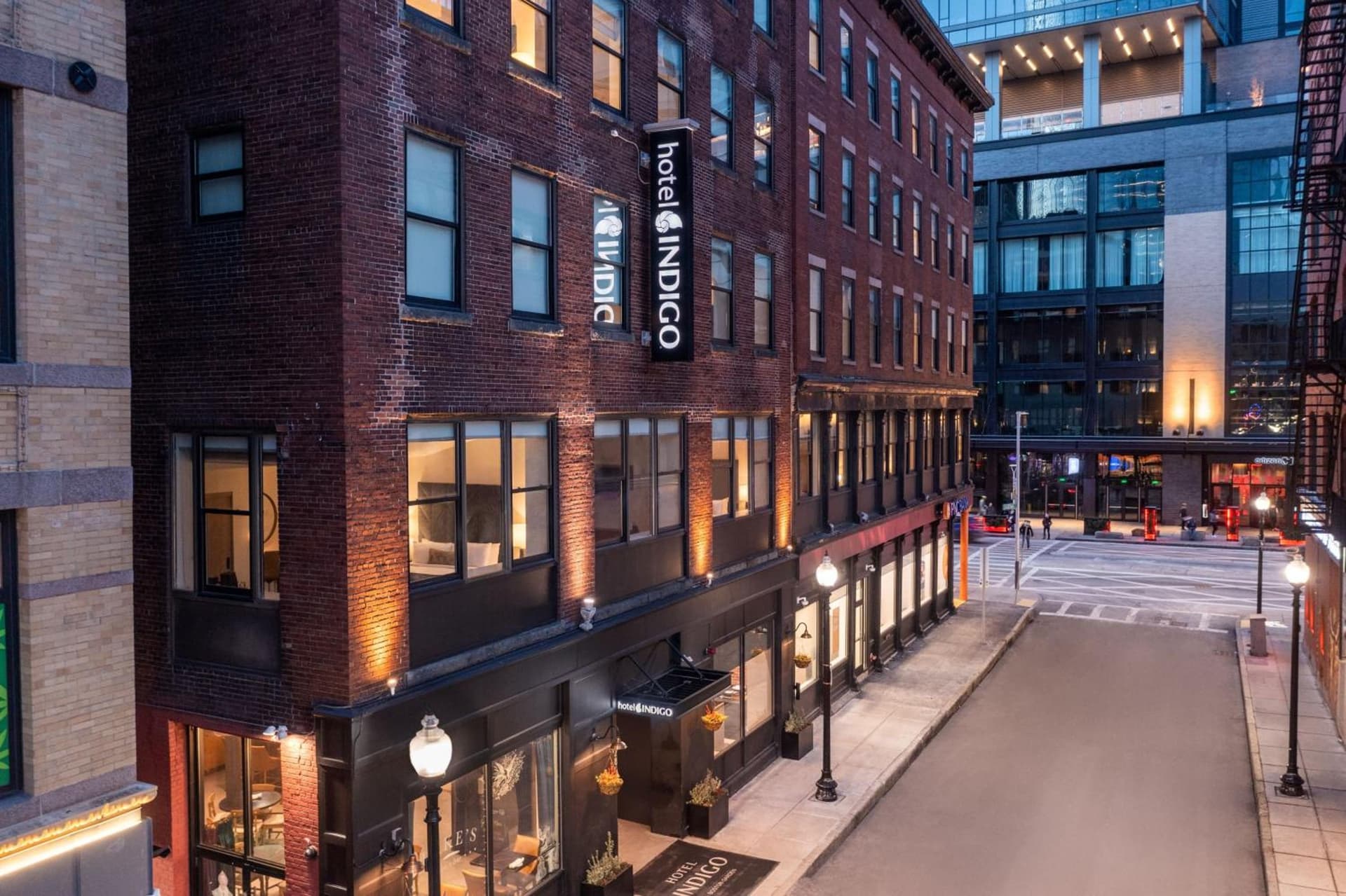 Hotel Indigo Boston Garden by IHG