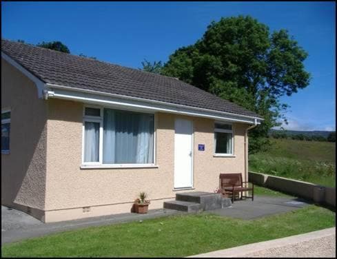 Glen Dhoo Country Cottages - Meadowview Bungalow