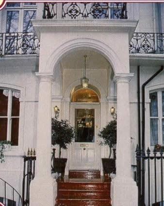 Tony's House Hotel