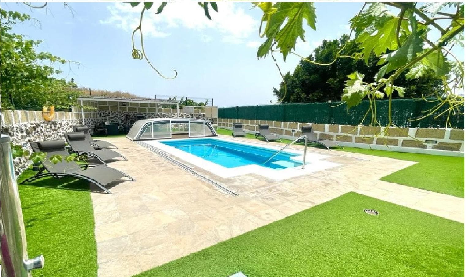Casa Rural Finca Paraíso. Heated pool