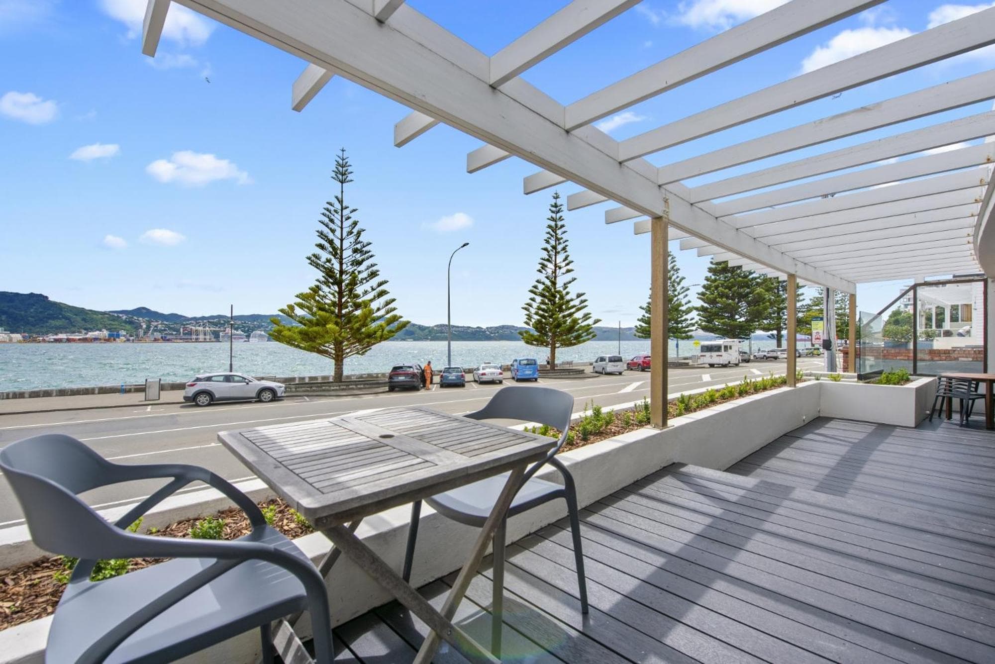 Bay Suites - 328 Oriental Parade Wellington