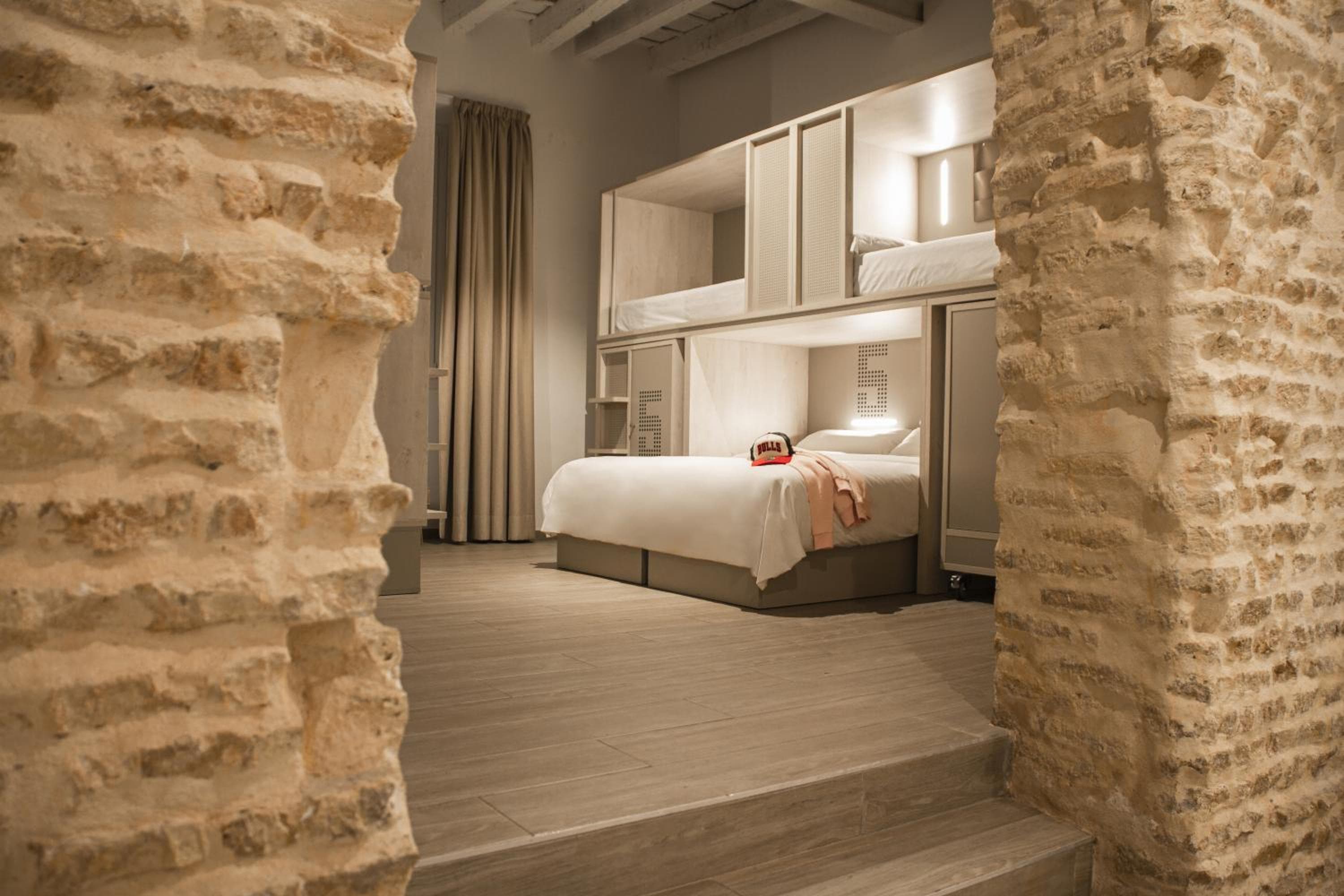 Room Salvador