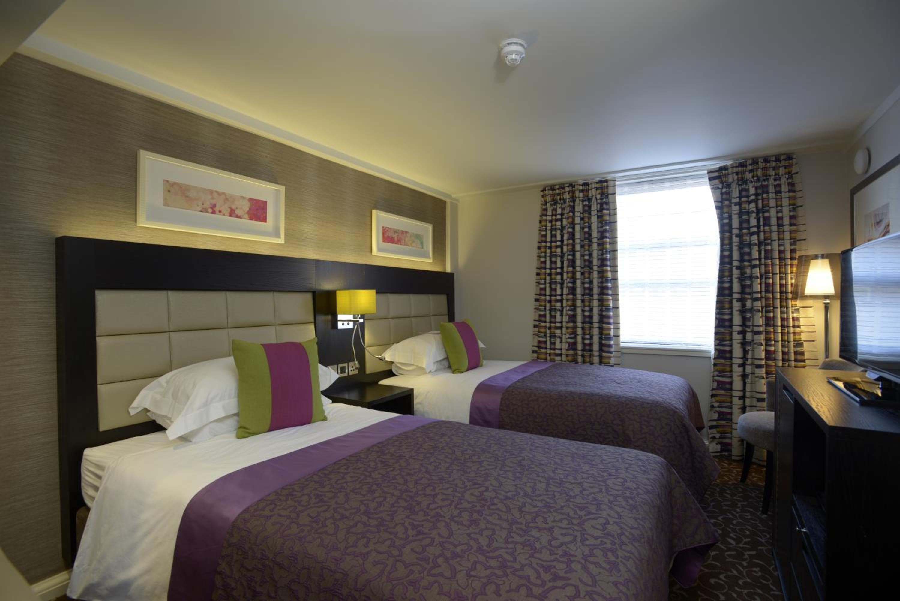 The Lensbury Resort 4
