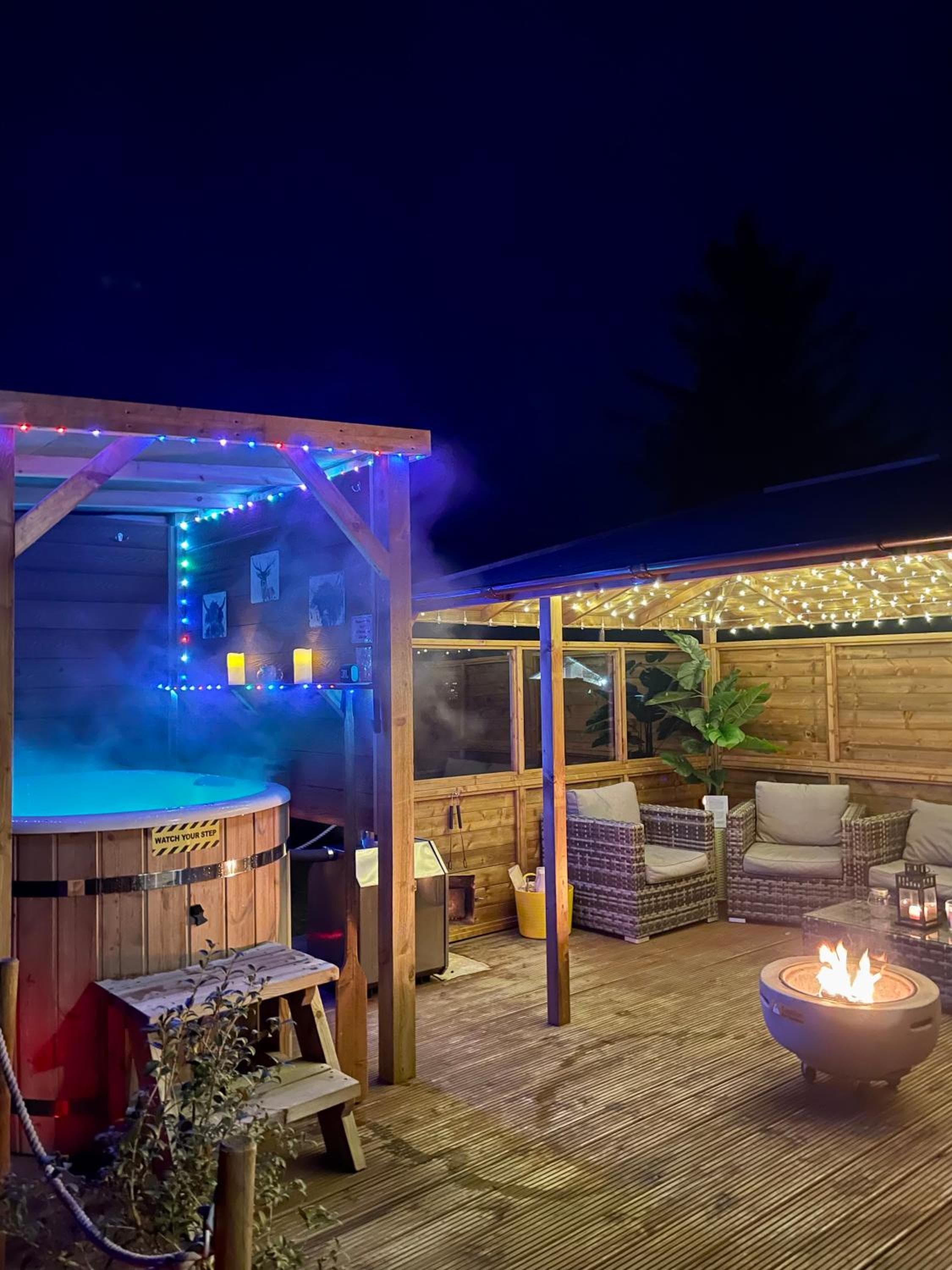 FINN VILLAGE - Loch Lomond Sunset Glamping Pod - Private Ofuro HOT TUB