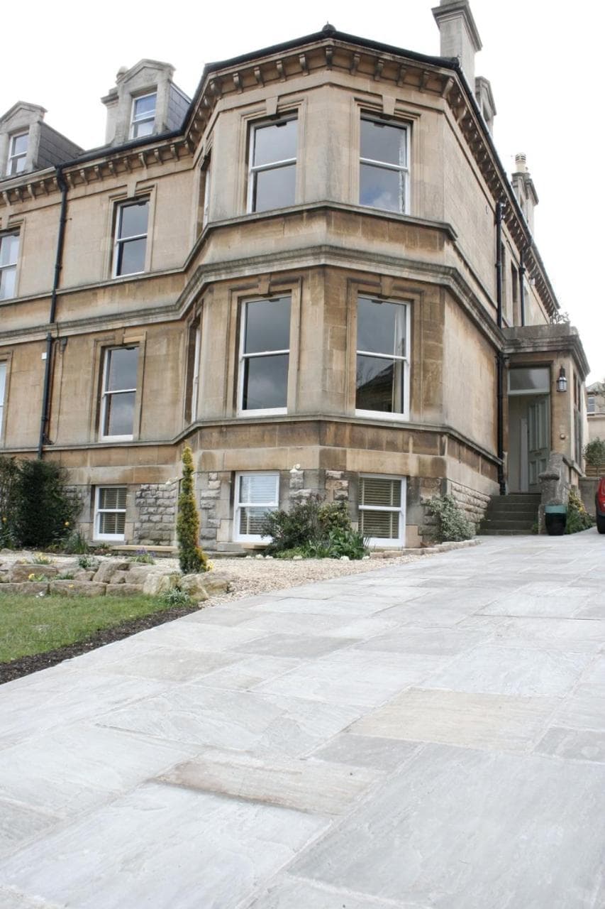 Bath View Apartments