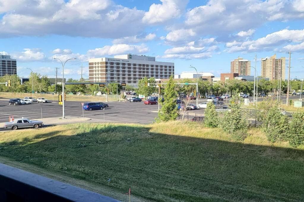 Right Next To WEST EDMONTON MALL with Free Parking