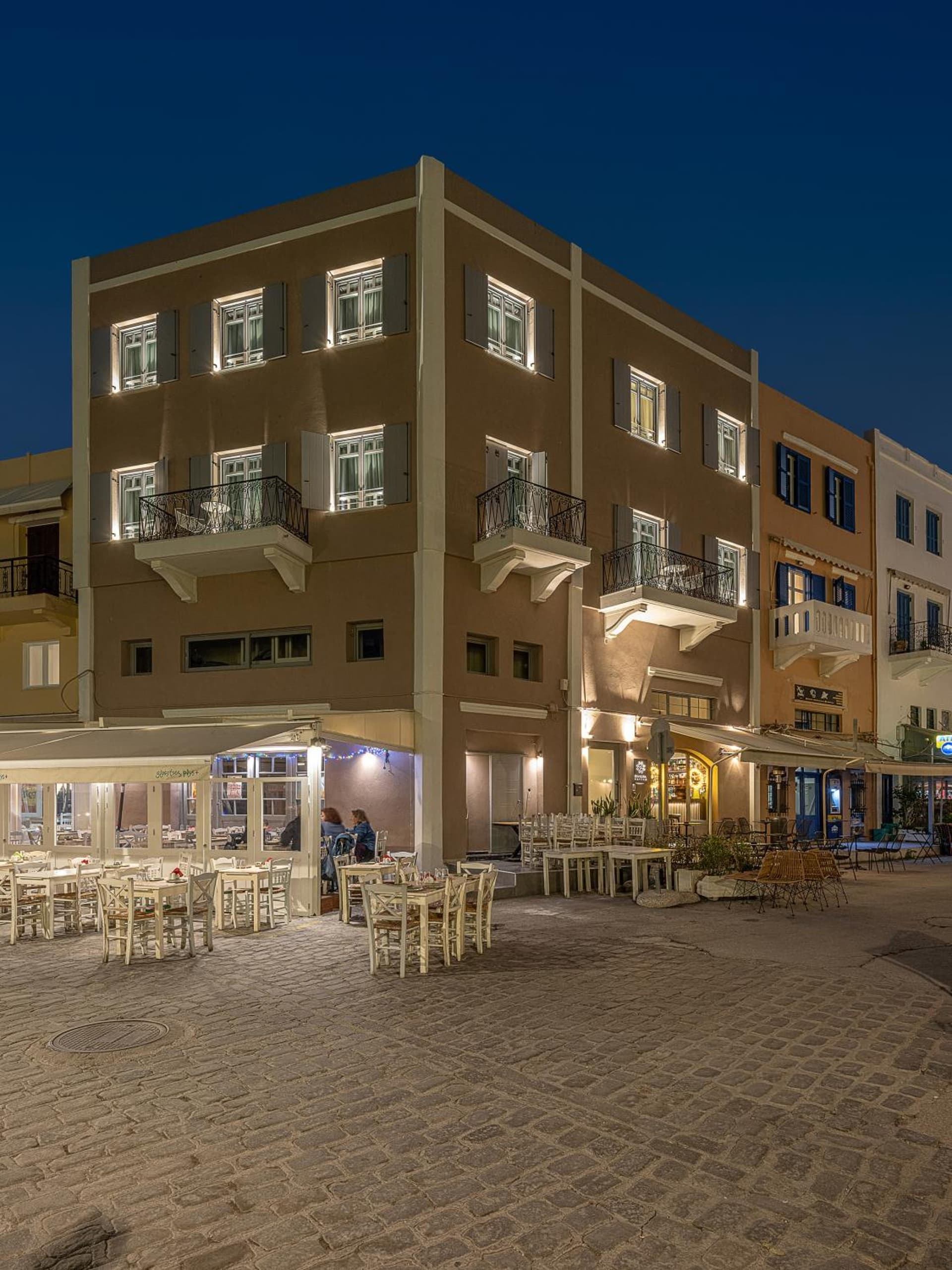 Riviera Suites