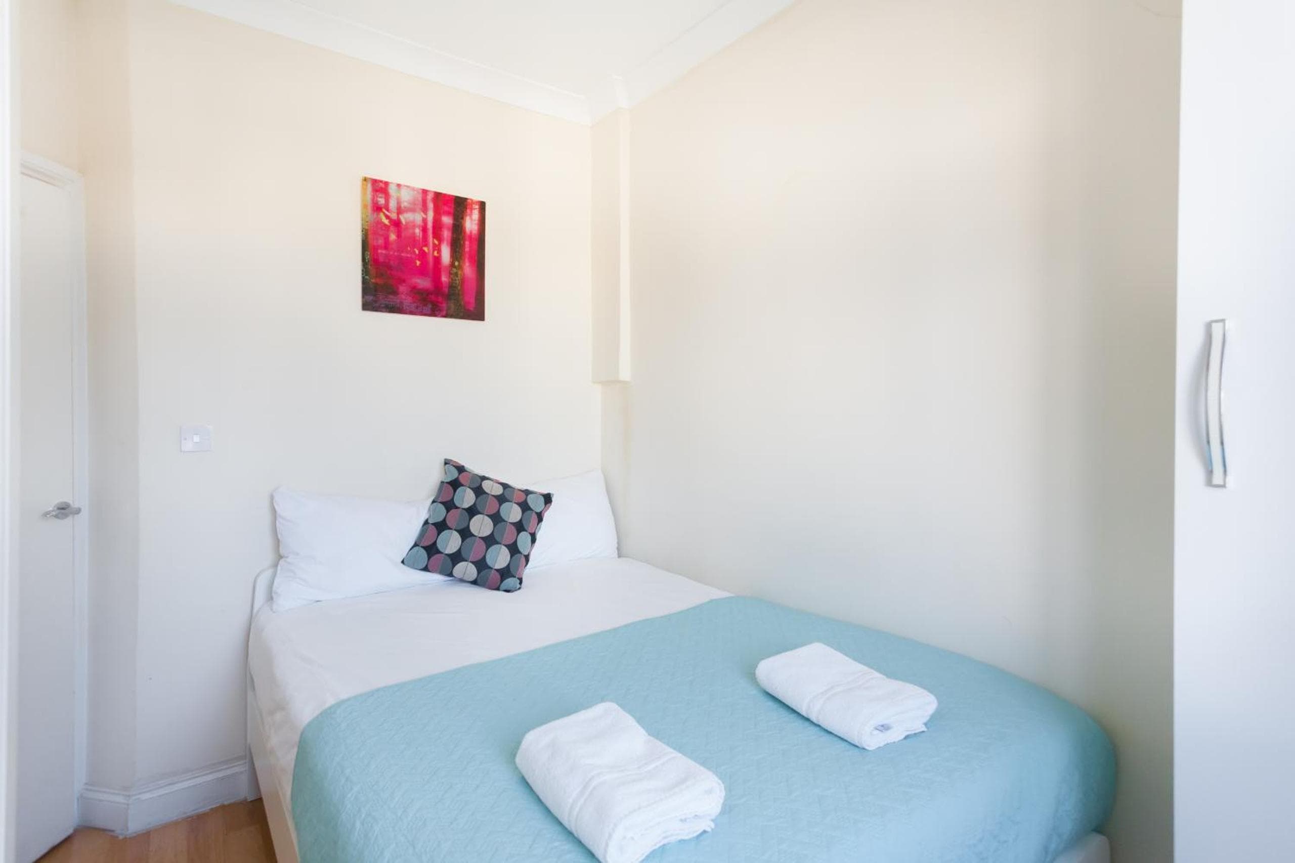 Budget Apartment next to Kings Cross - Eurostar