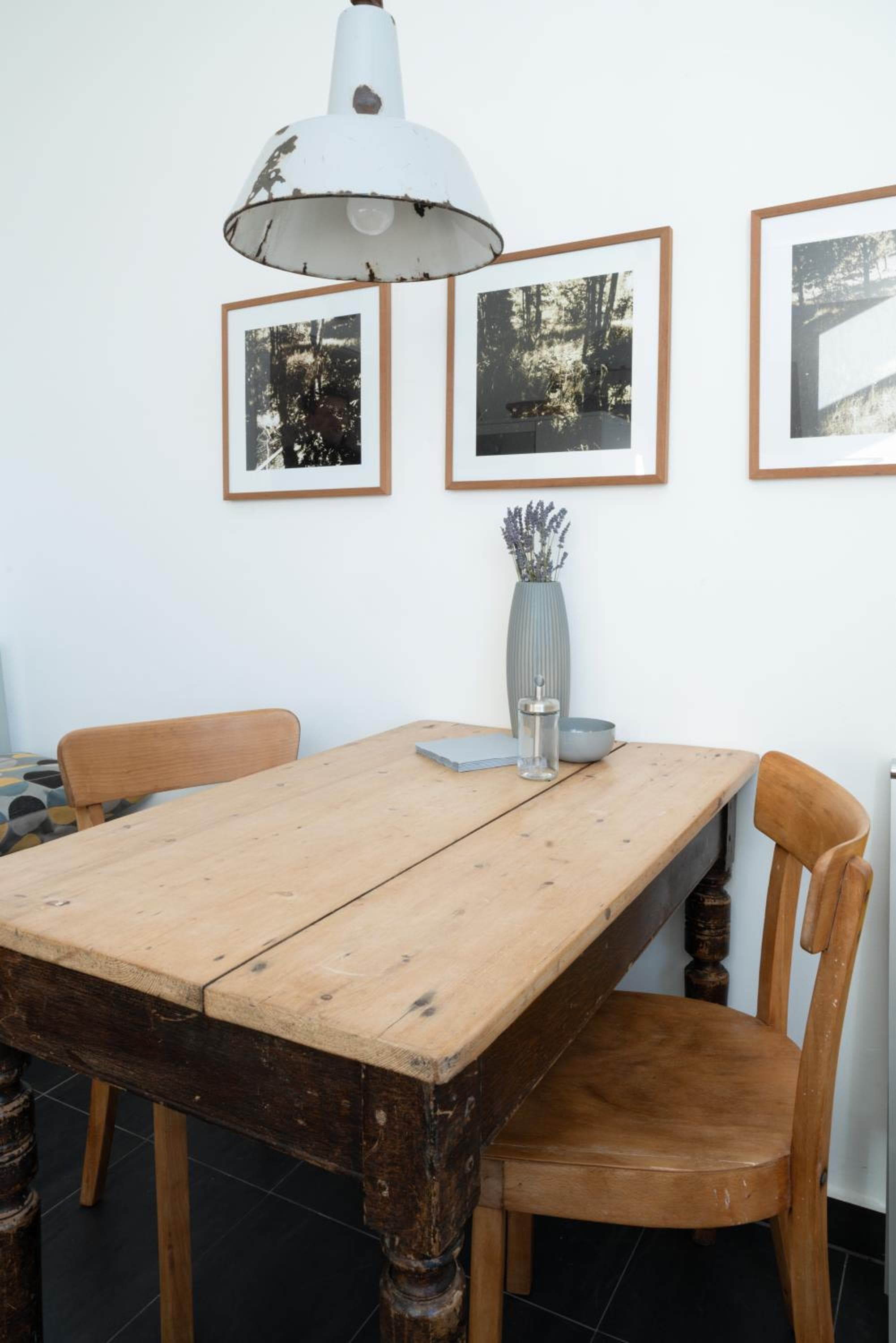 FeelsLikeHome - Schöne&zentral angebundene Altbauwohnung mit Parkplatz