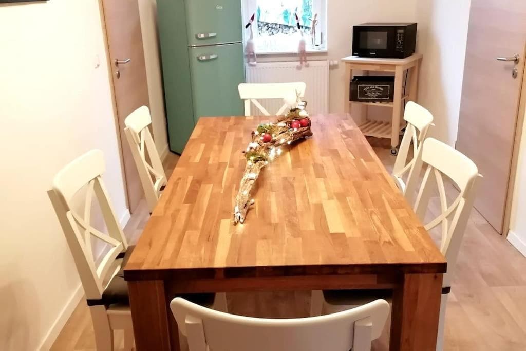 FeWo im Lehm-Fachwerkhaus Erfurt mit 3 einzelnen Schlafzimmern je mit TV