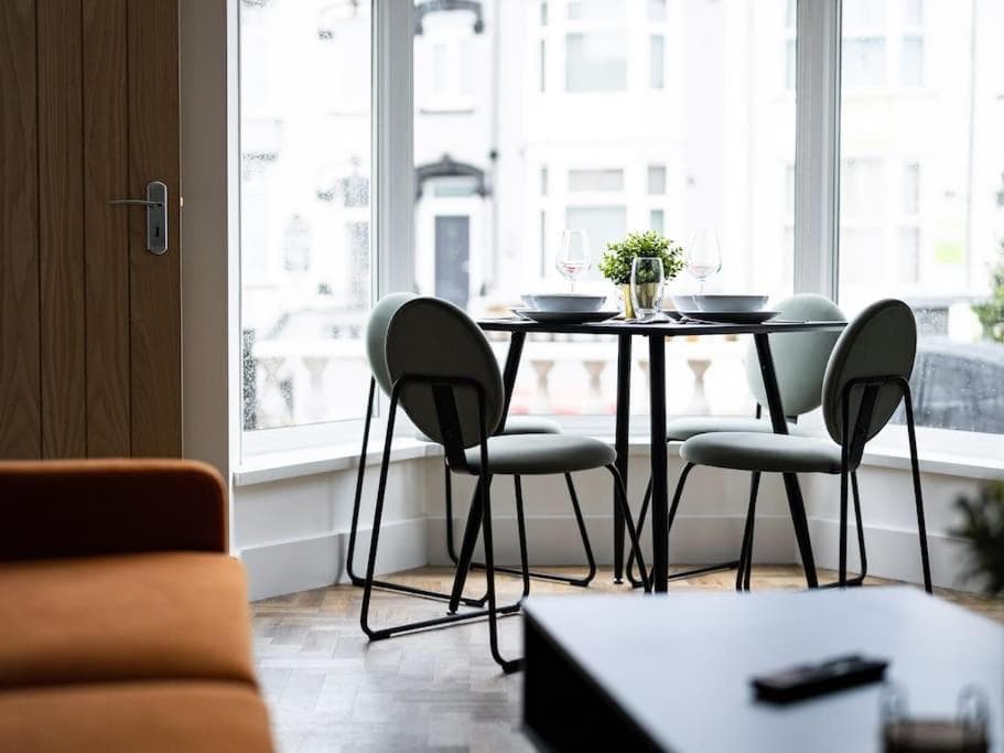 Isaacs View - Ground Floor Apartment