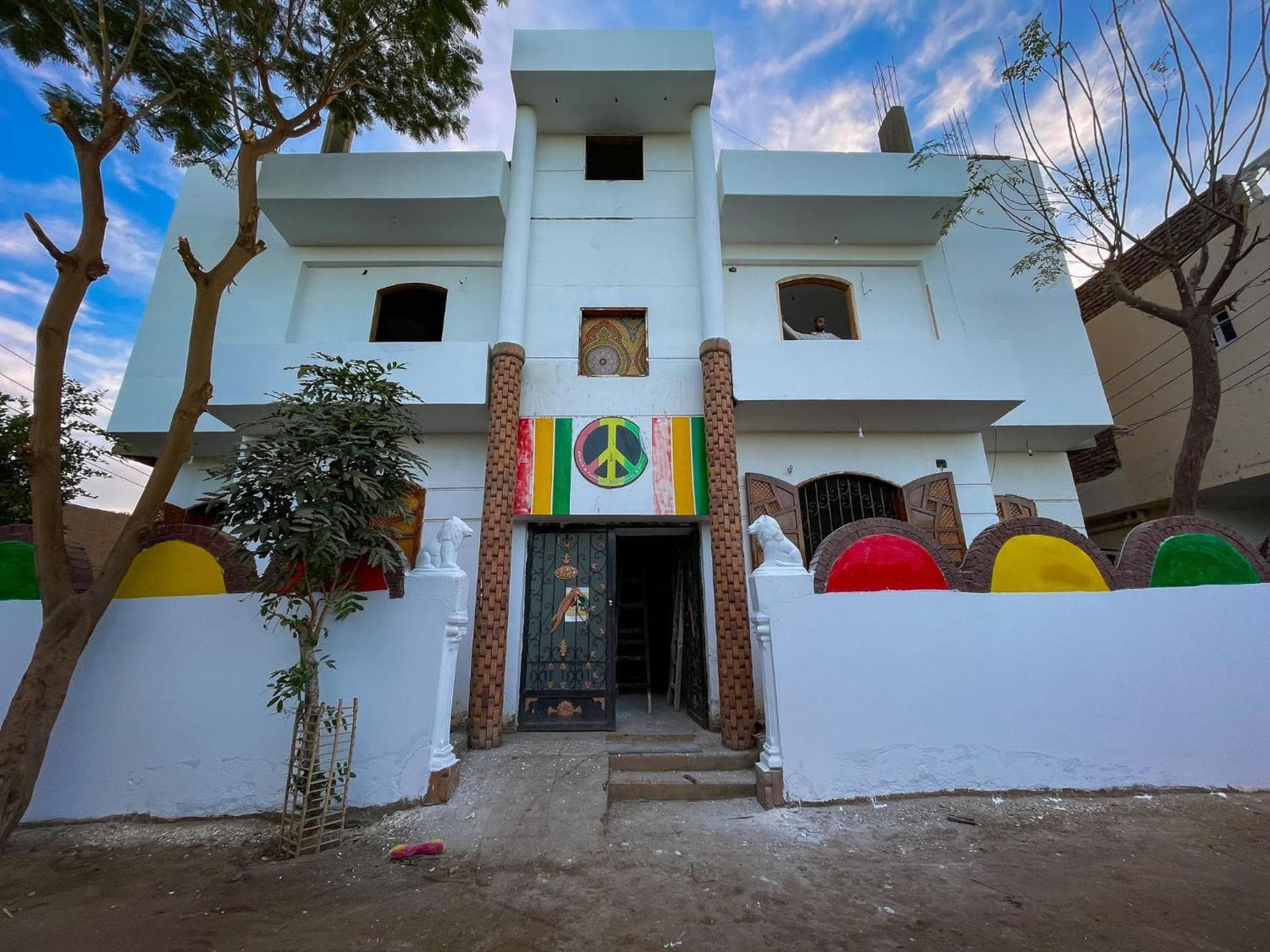 One Love Guesthouse & Restaurant