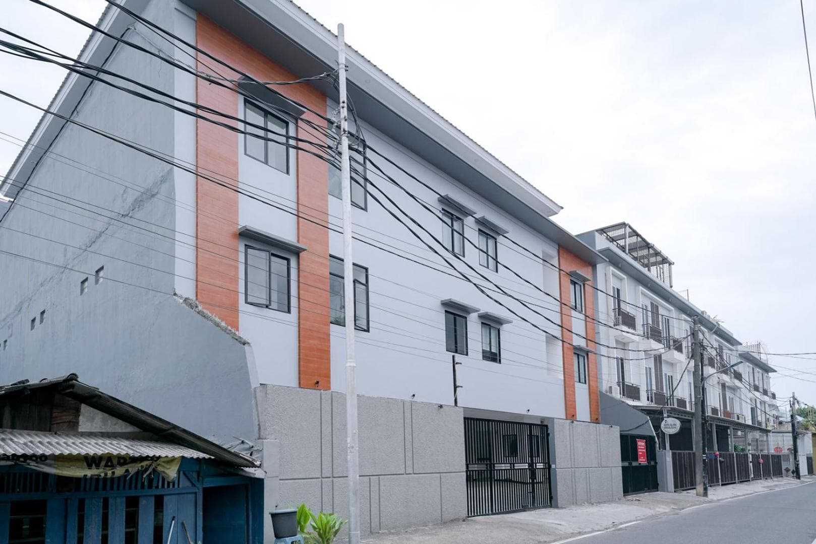 Sans Hotel Max Living Cengkareng