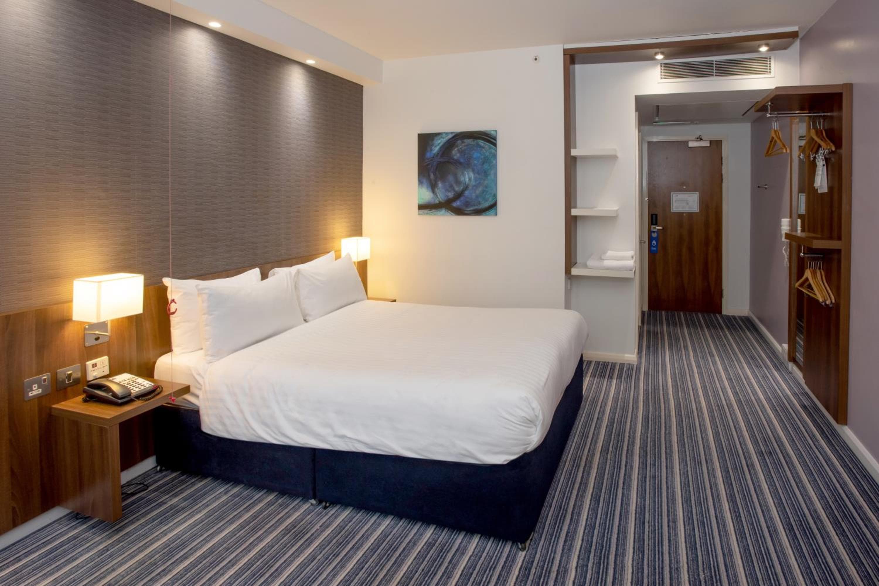 Holiday Inn Express Manchester City Centre Arena by IHG 5