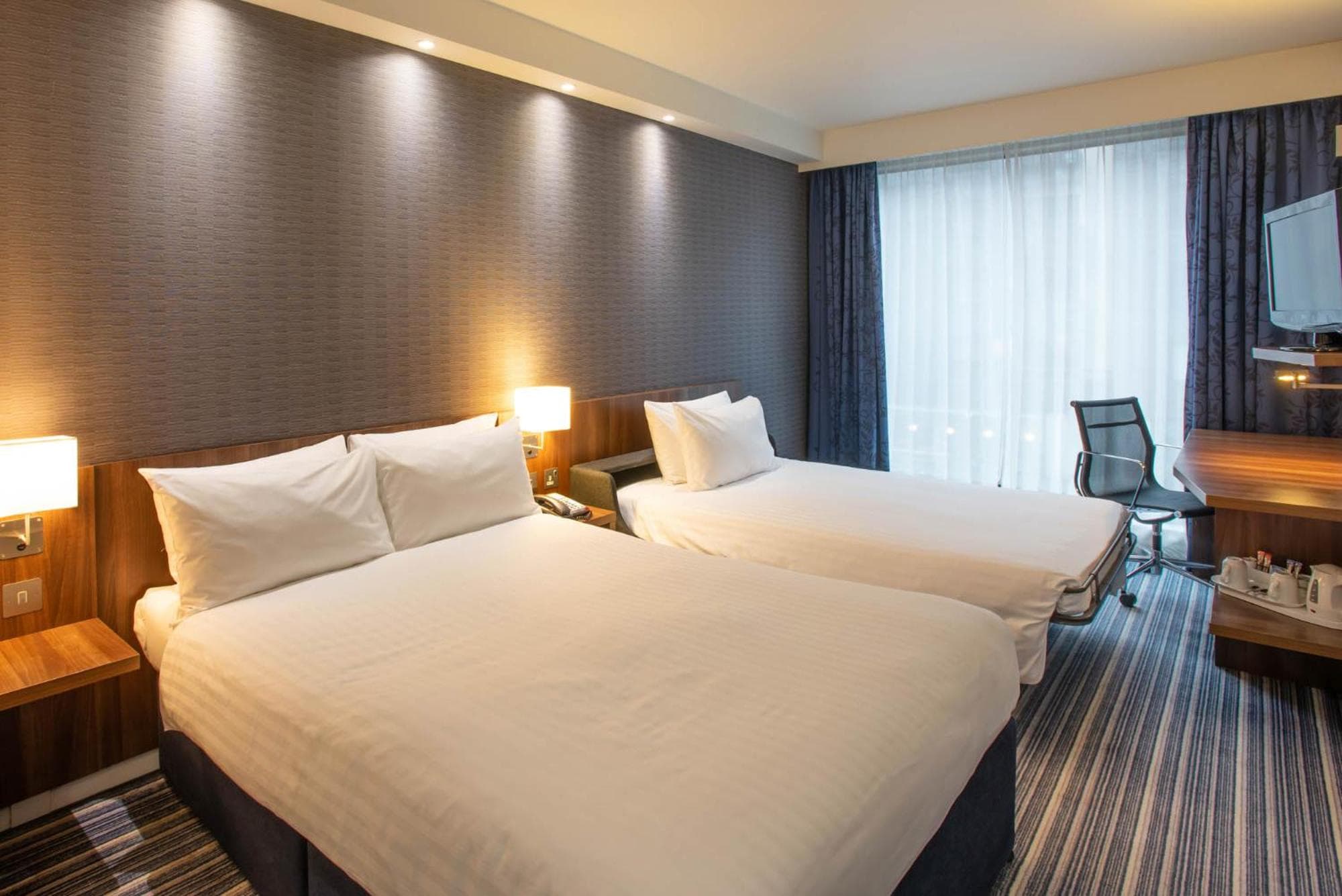 Holiday Inn Express Manchester City Centre Arena by IHG 4