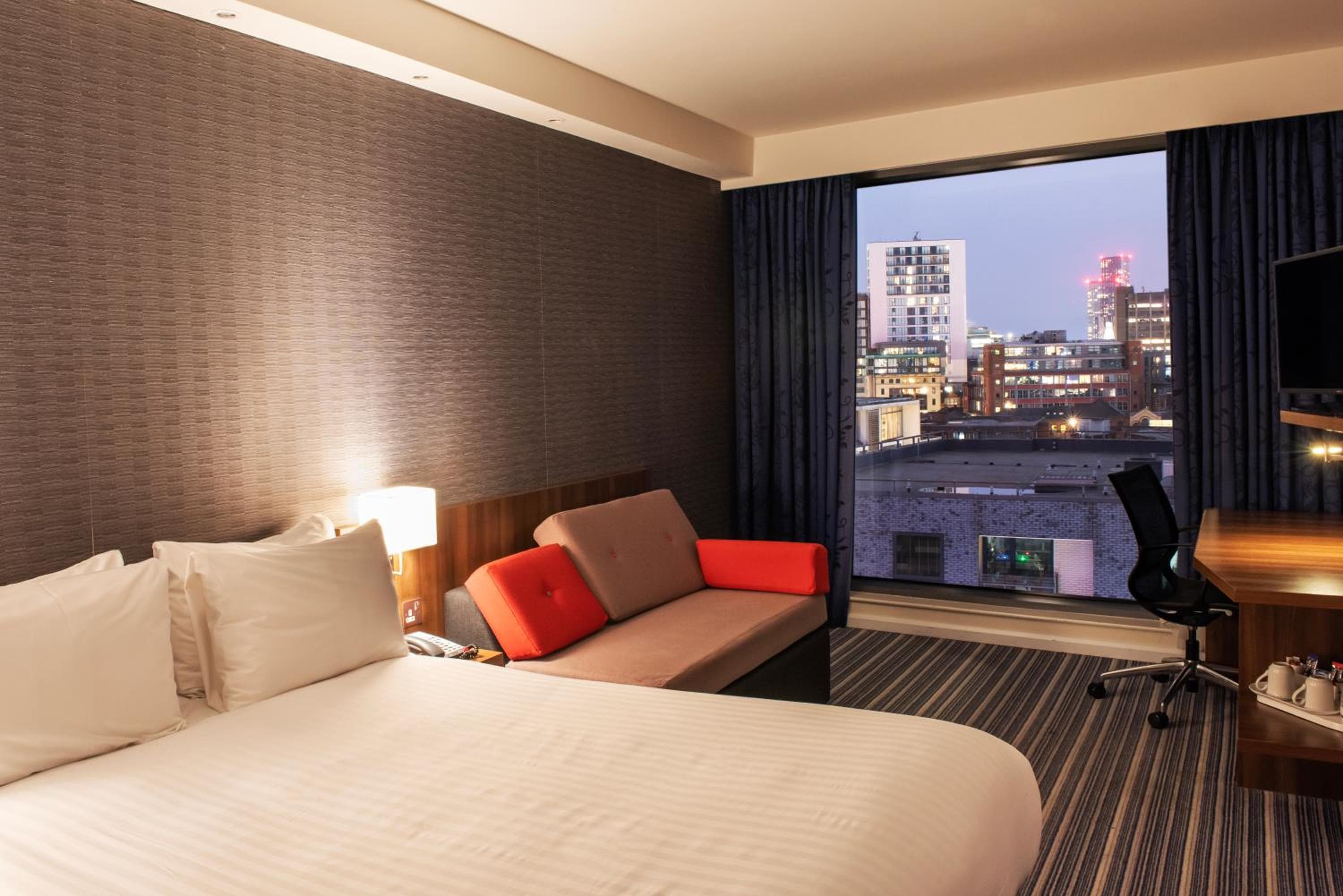 Holiday Inn Express Manchester City Centre Arena by IHG 2