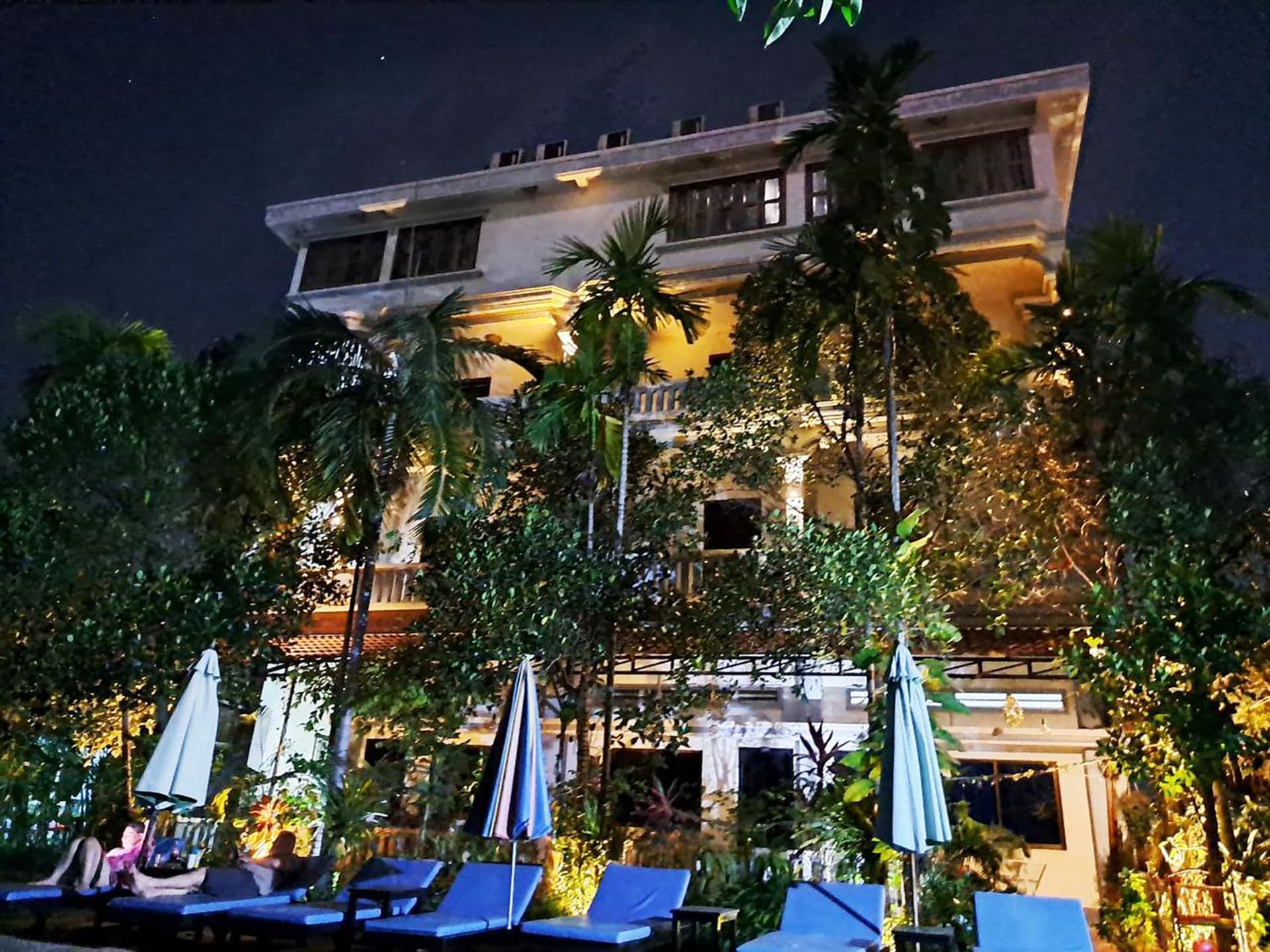 Nary Villa