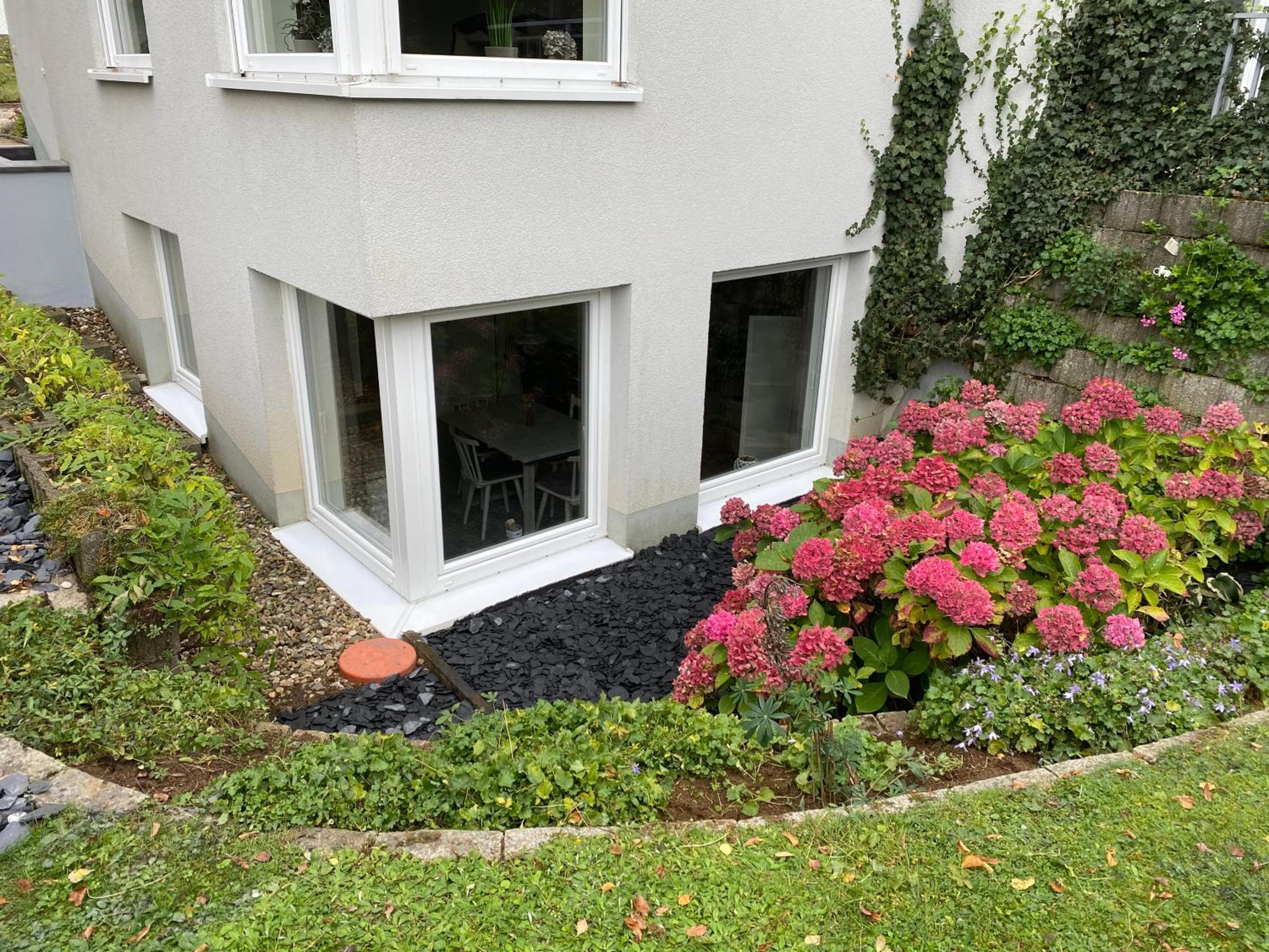 Modern studio apartment with exterior entrance in Nuremberg suburb