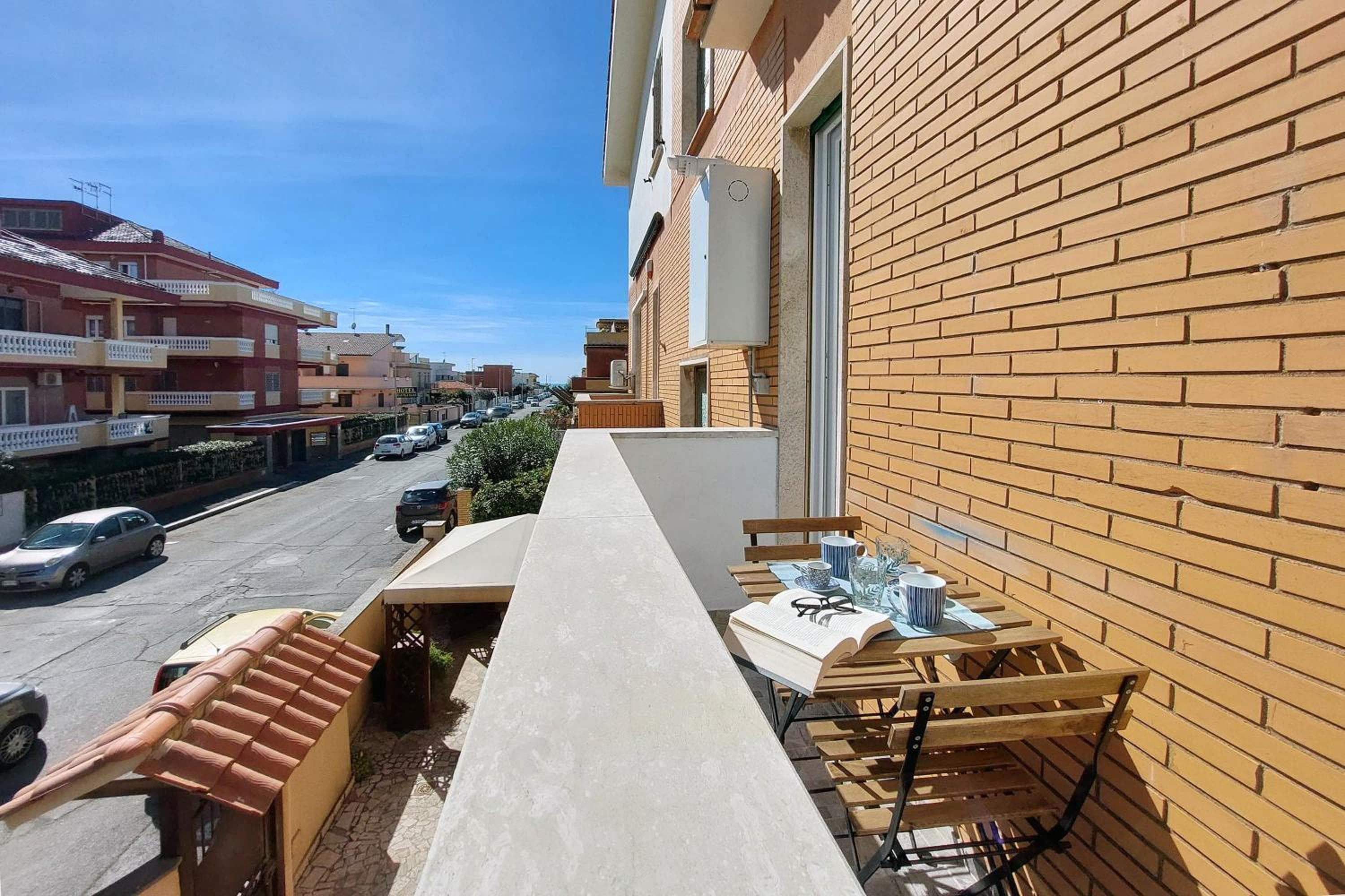 AIRPORT 9 Min PR APARTMENT BY THE BEACH