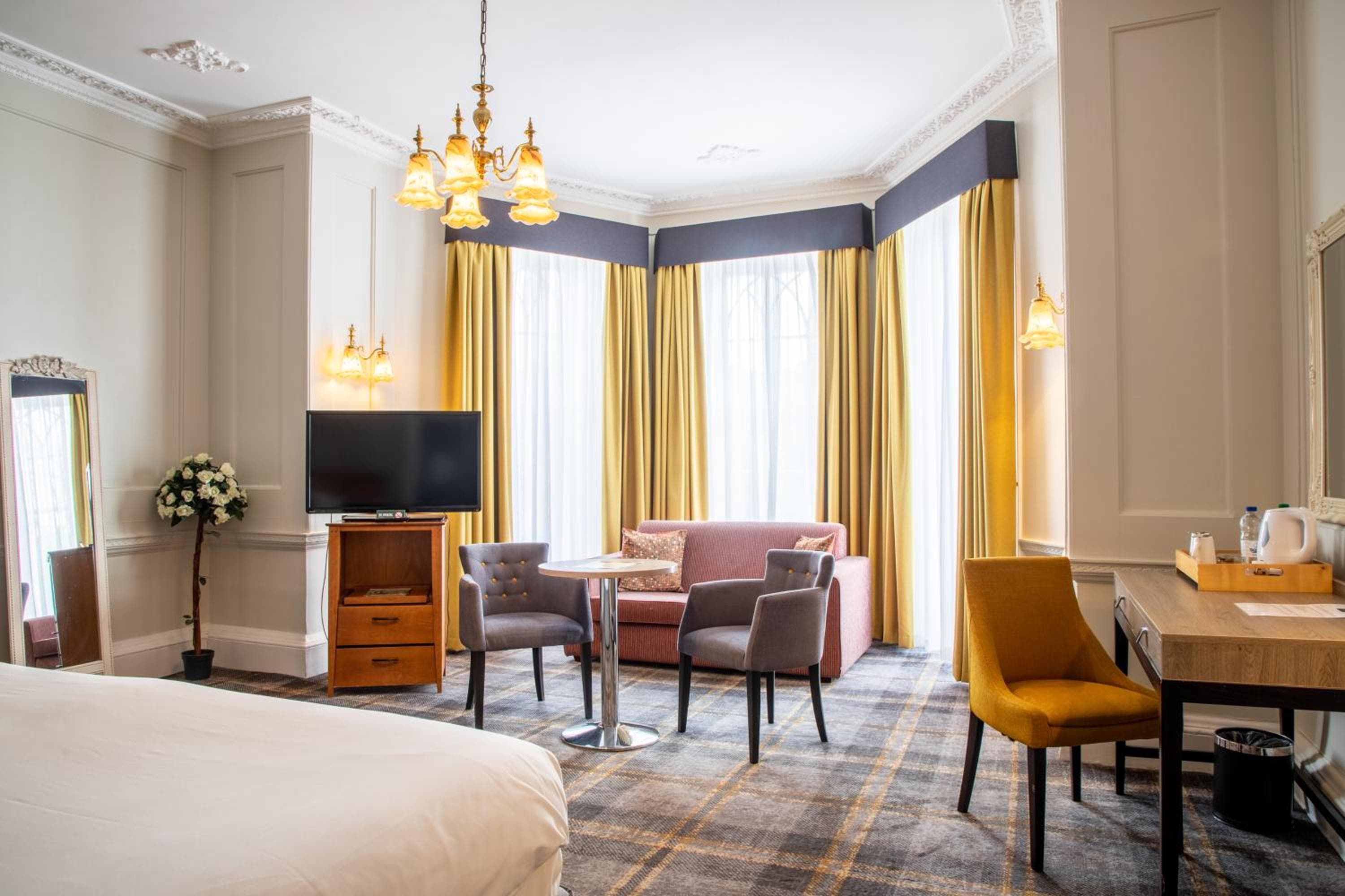Arnos Manor Hotel 2