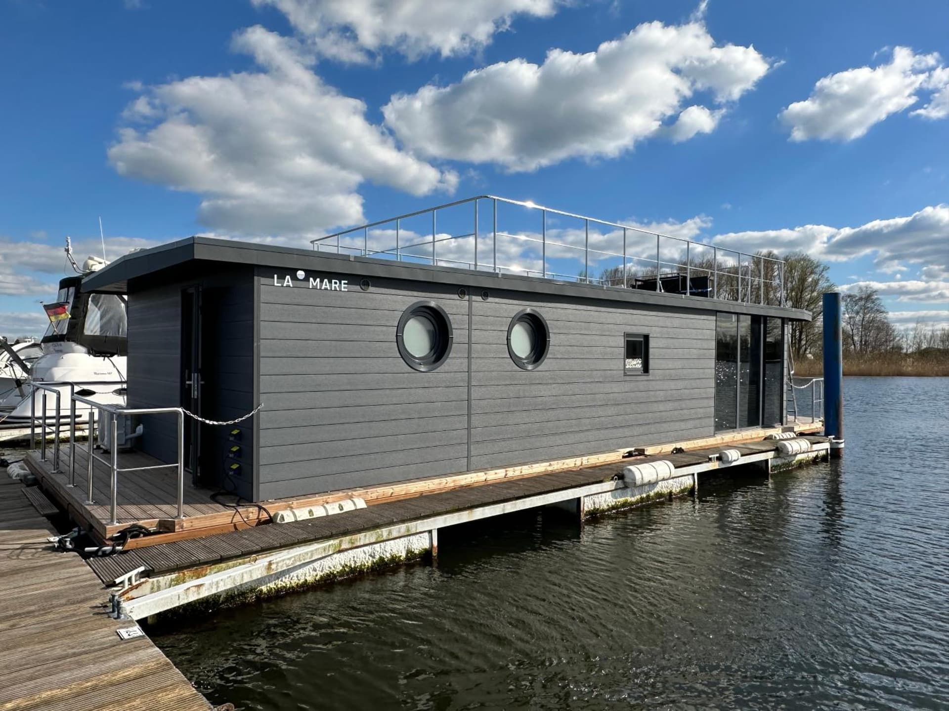 Hausboot La Mare Seeblick