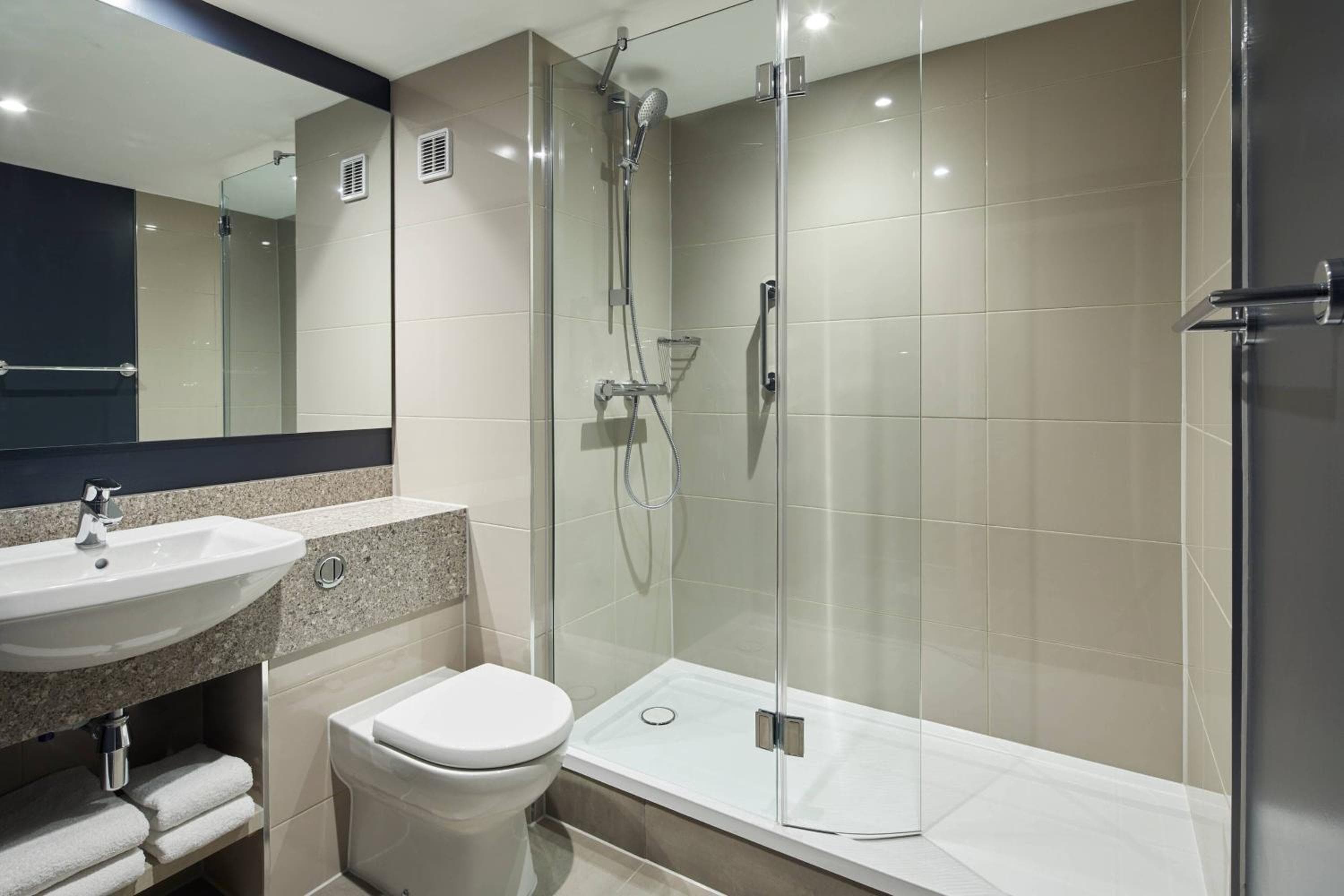 Cardiff Marriott Hotel 4