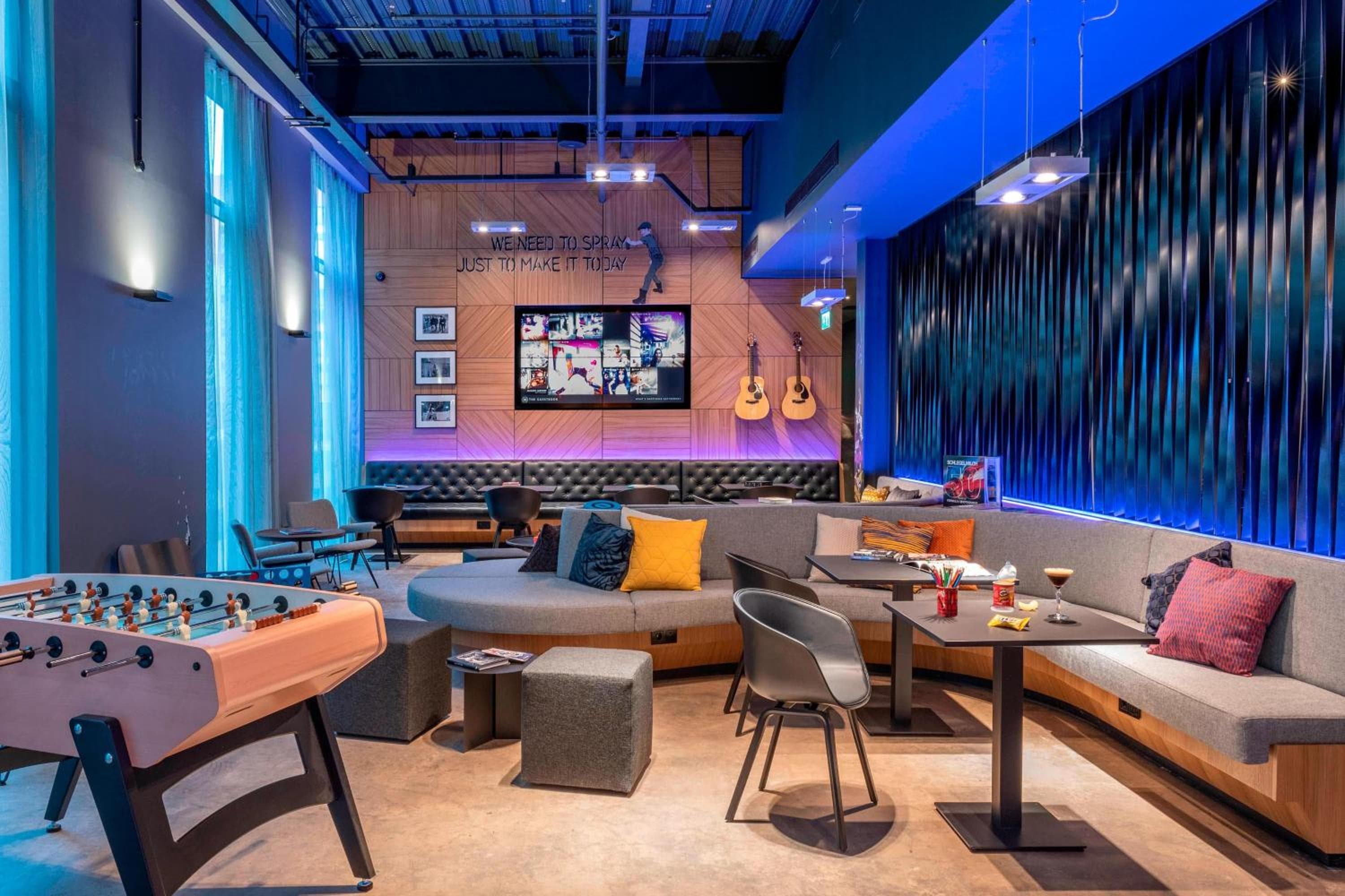 Moxy Glasgow Merchant City 2