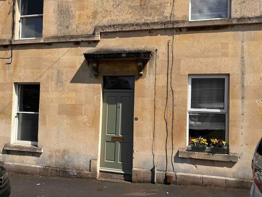 Cosy 19th century two bedroomed home with available parking