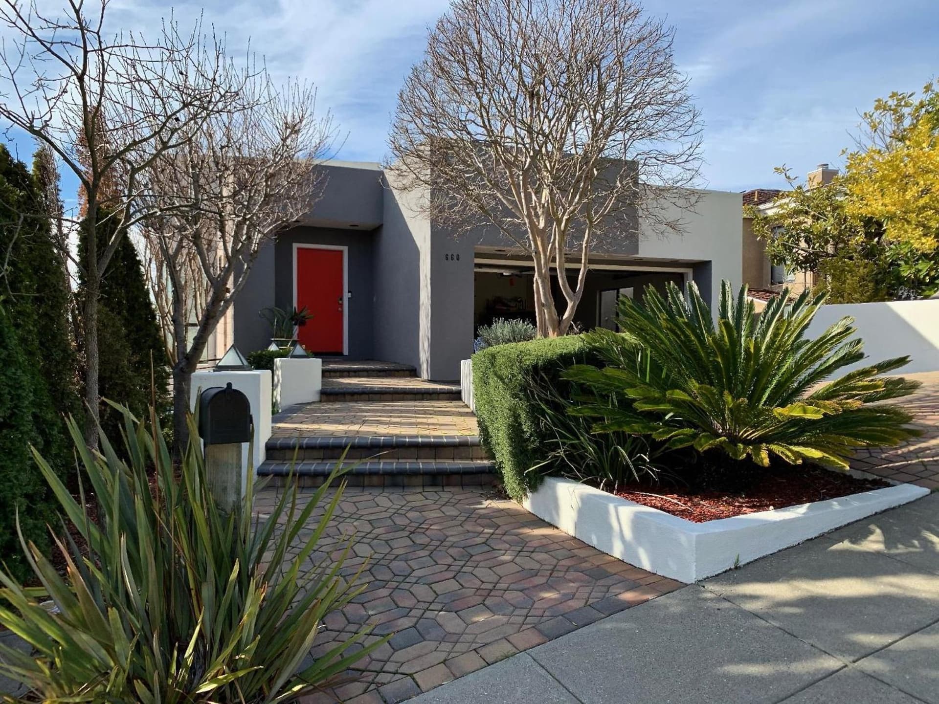 Luxurious Hillside Home wAC & Gorgeous SF Views!