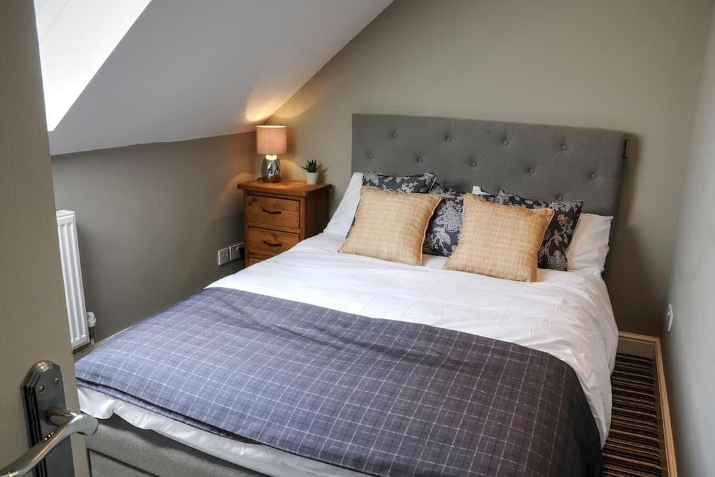 Queensgate Holiday Cottage Beverley with Parking