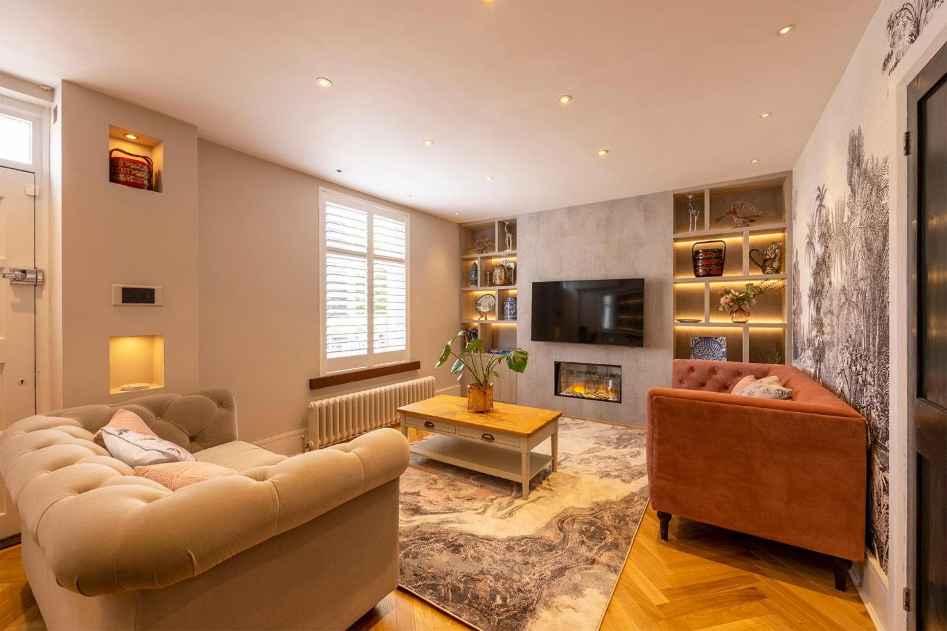 Luxury Central Home - Parking & EV point, Superking bed