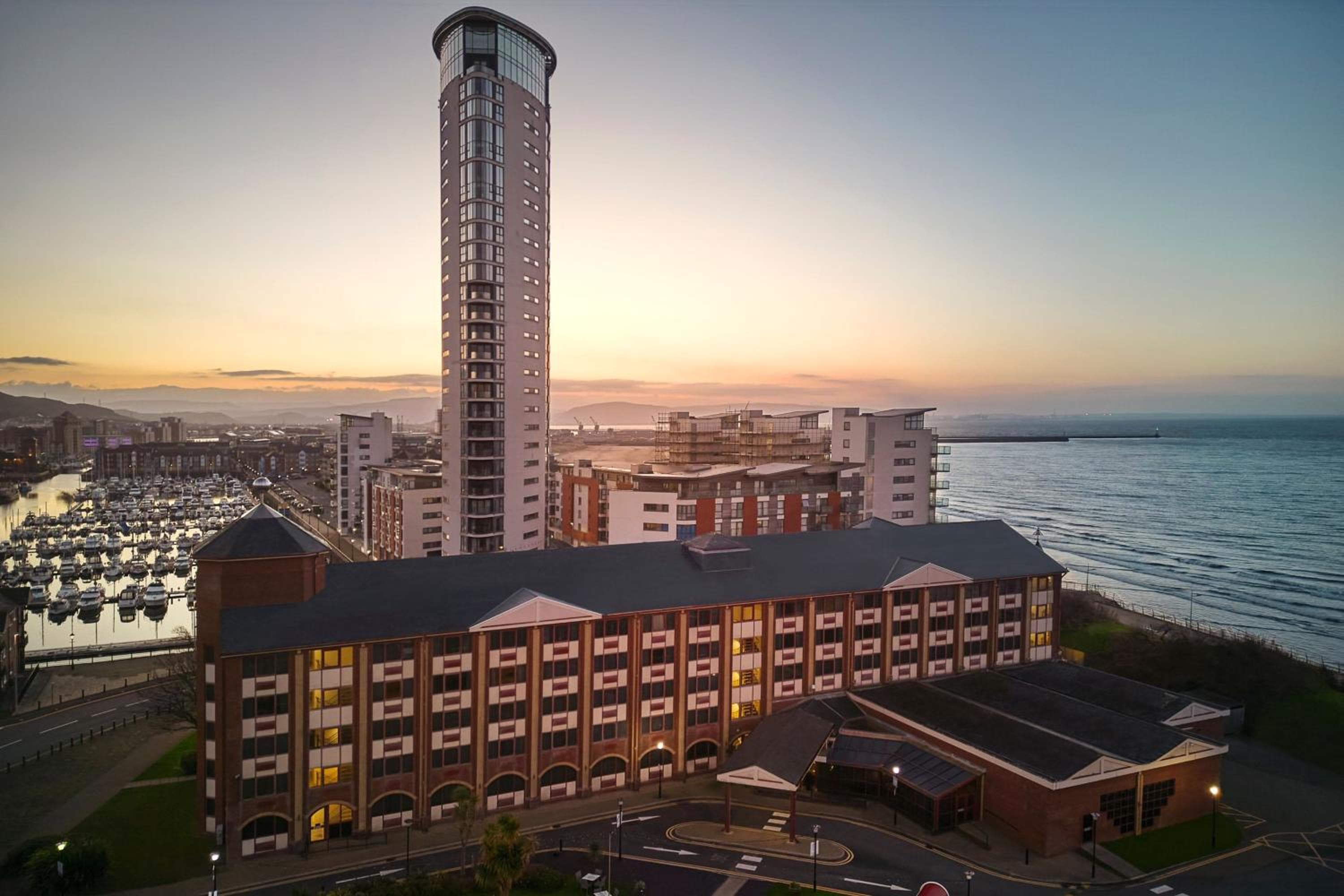 Delta Hotels by Marriott Swansea 5