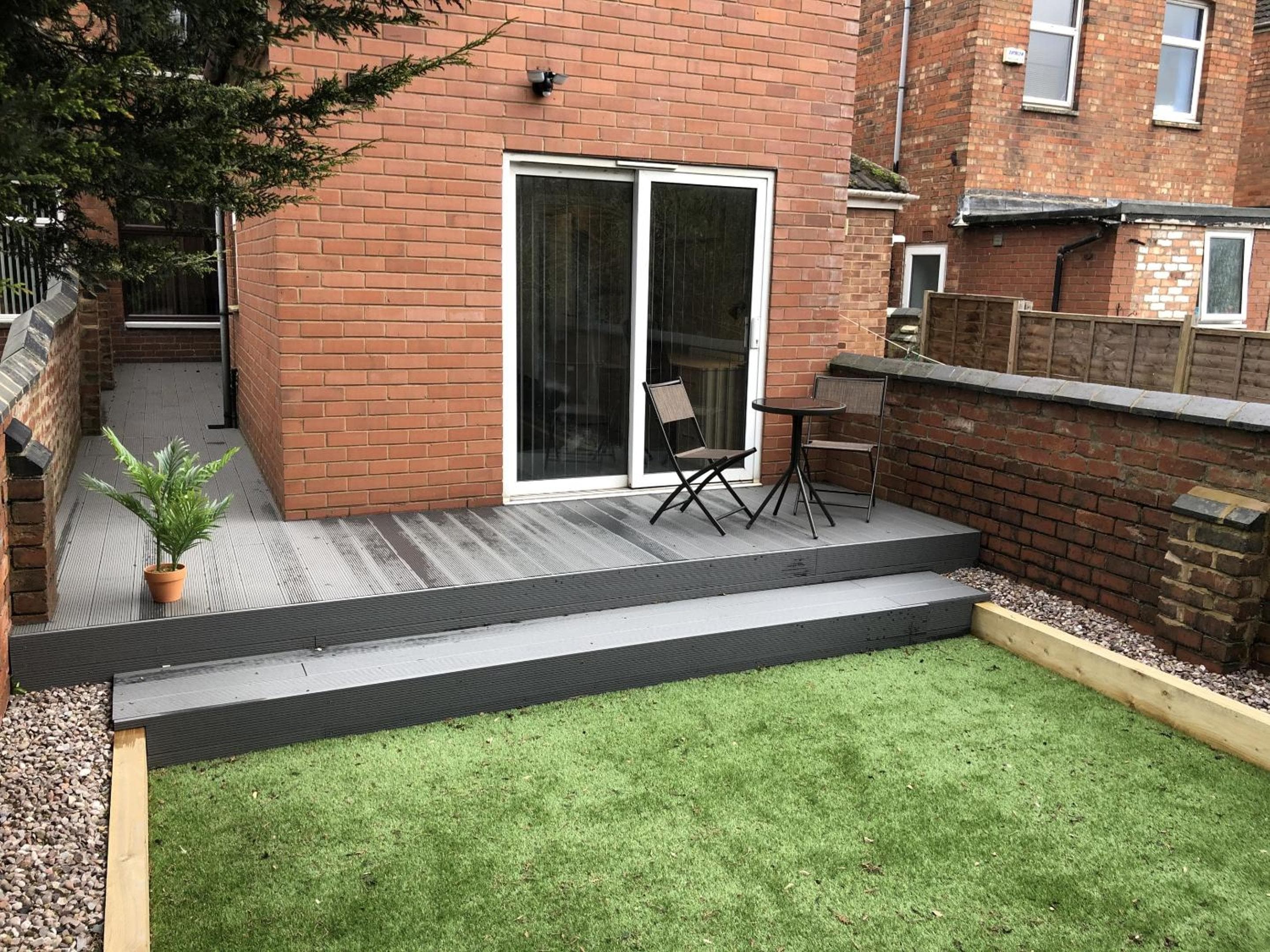 Executive or Large Family 5-bed House - Hosted by Hutch Lifestyle