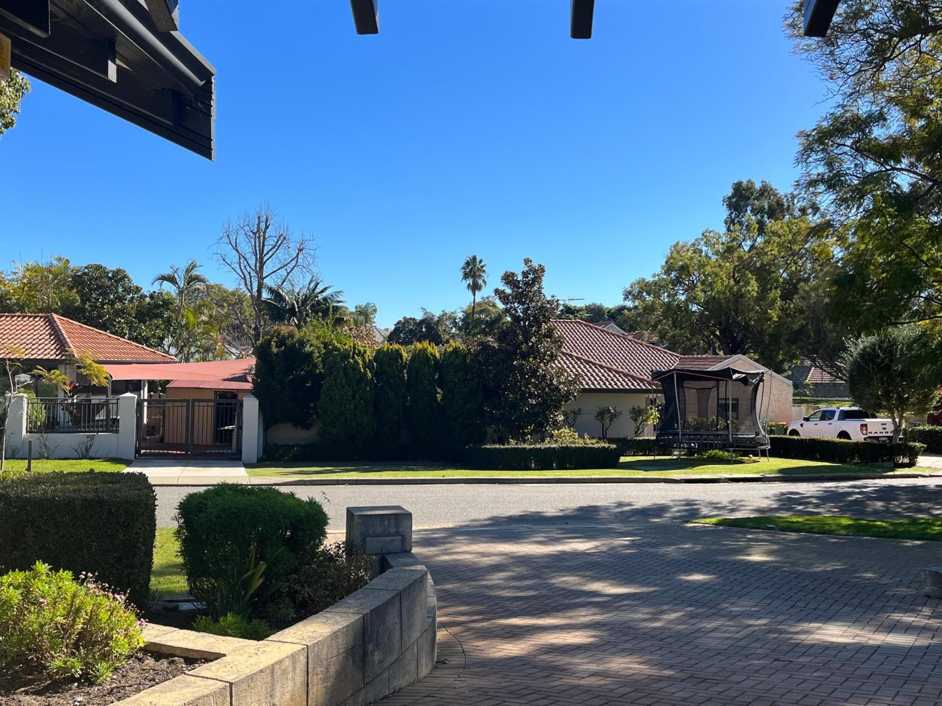 Applecross 2 Bedrooms by Swan River