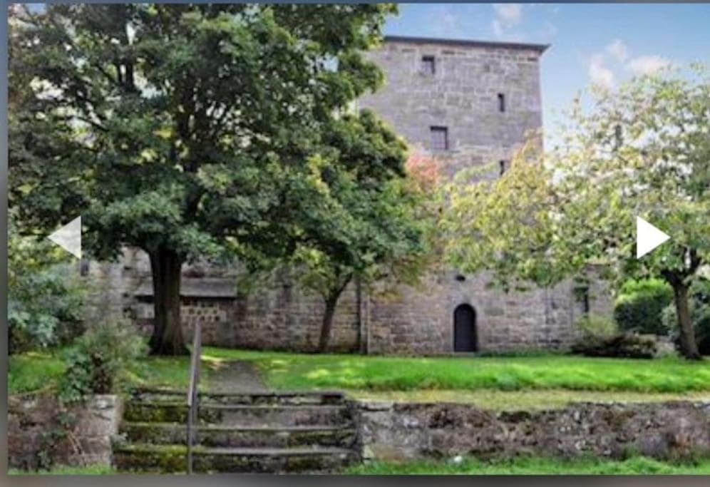 3 Bedroom harbourside apartment, Queensferry, 10 miles from Edinburgh