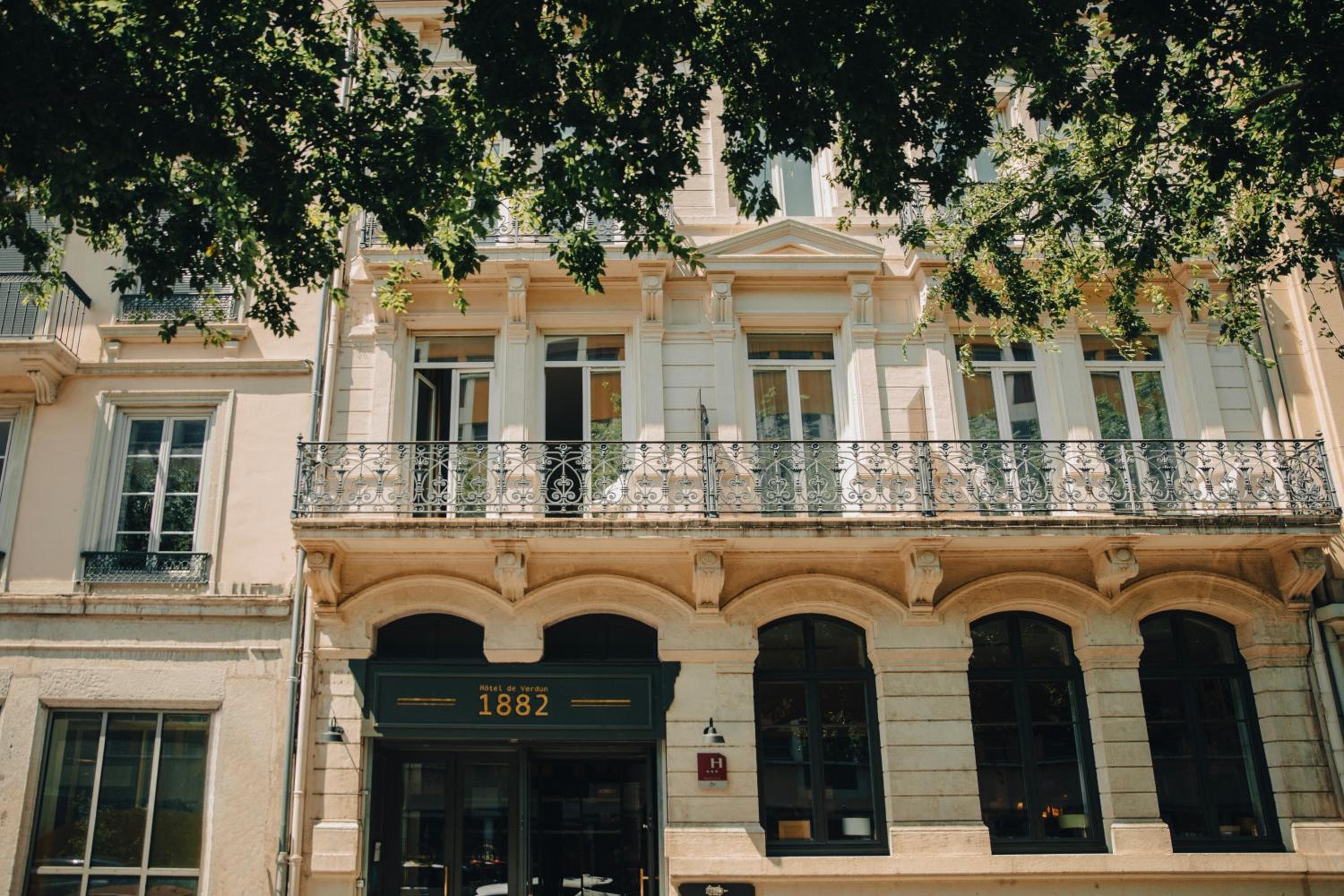 Hotel De Verdun 1882, BW Signature Collection