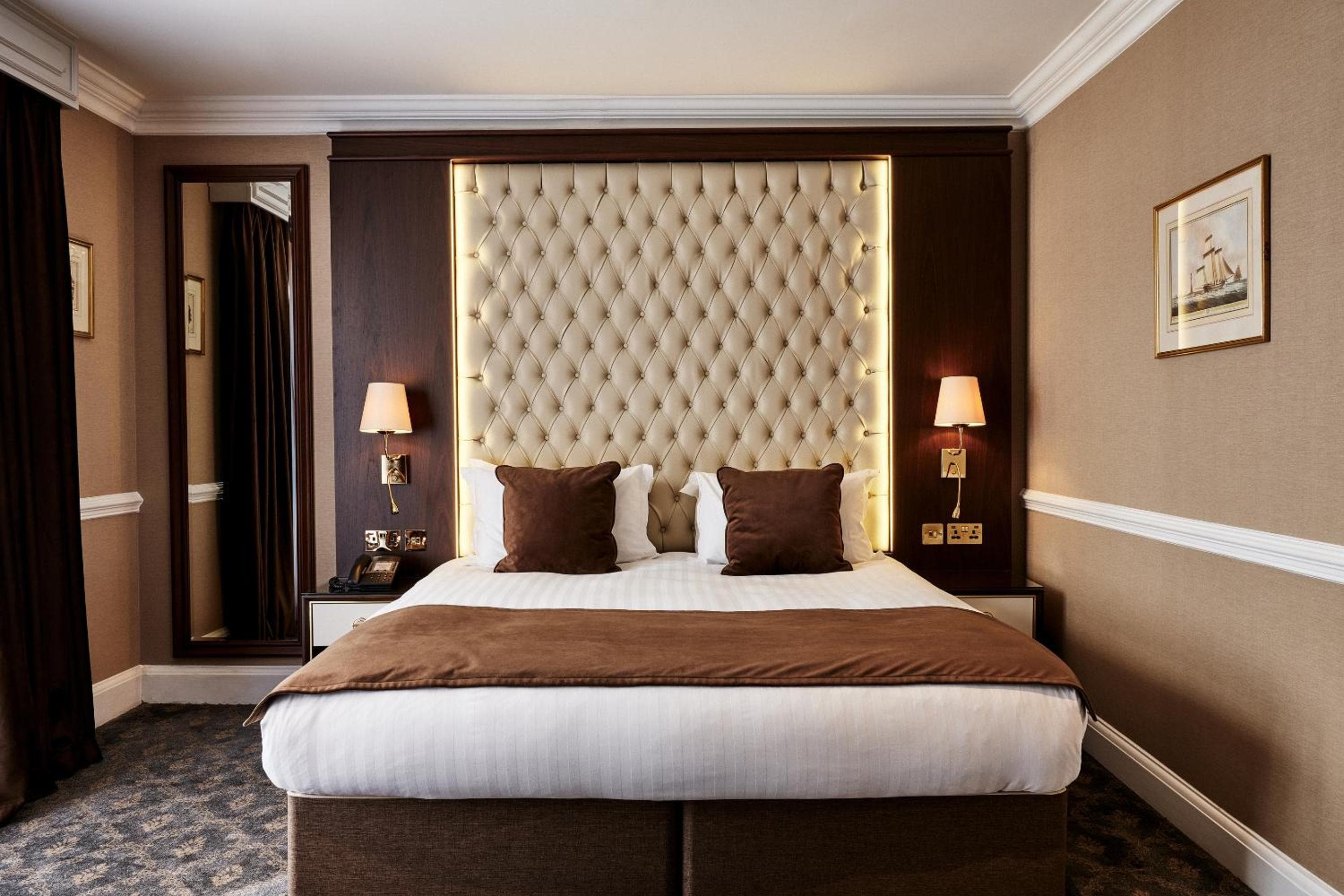 Warren House Hotel 3
