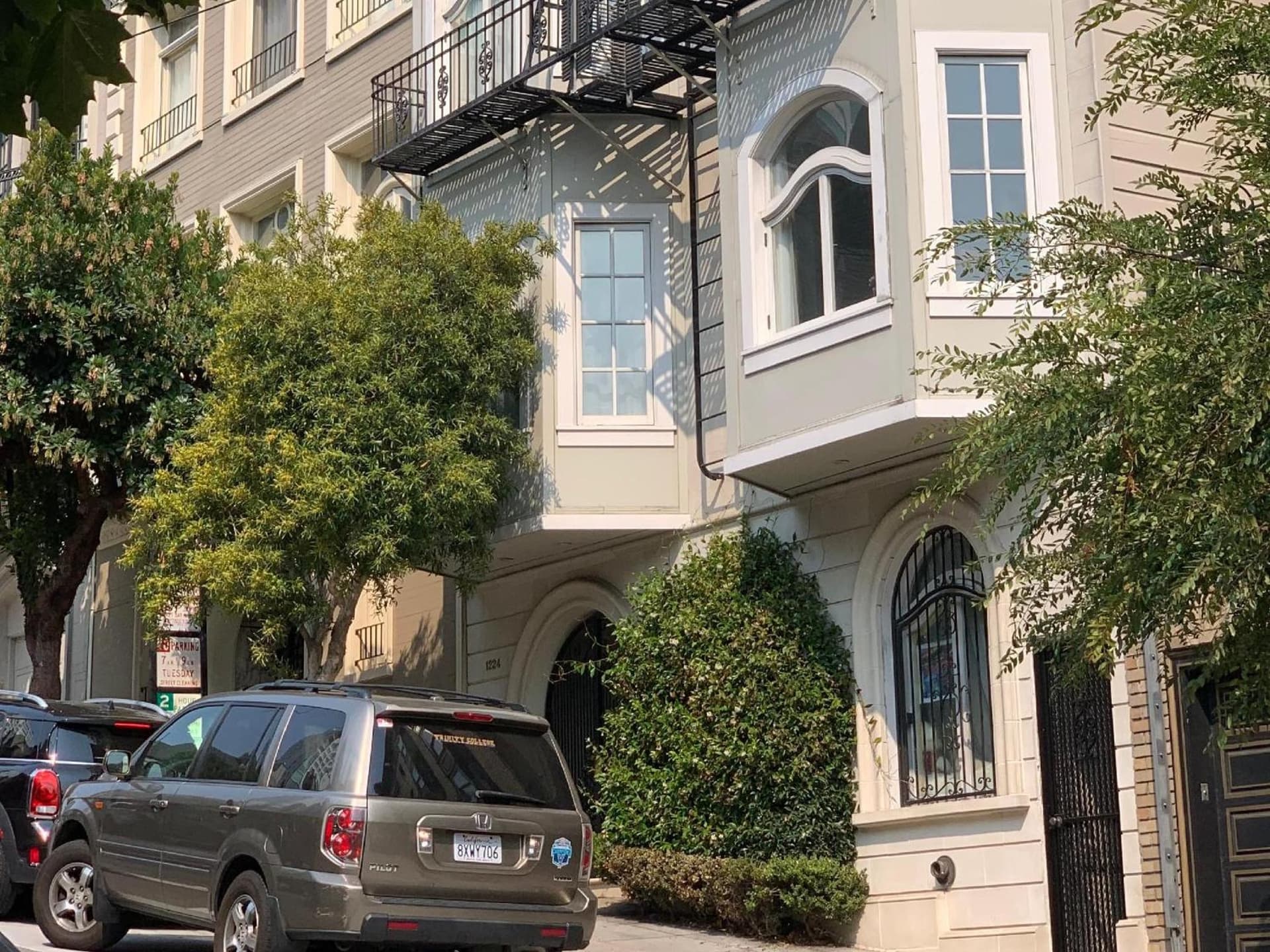 Gorgeous Apt High Atop Nob Hill