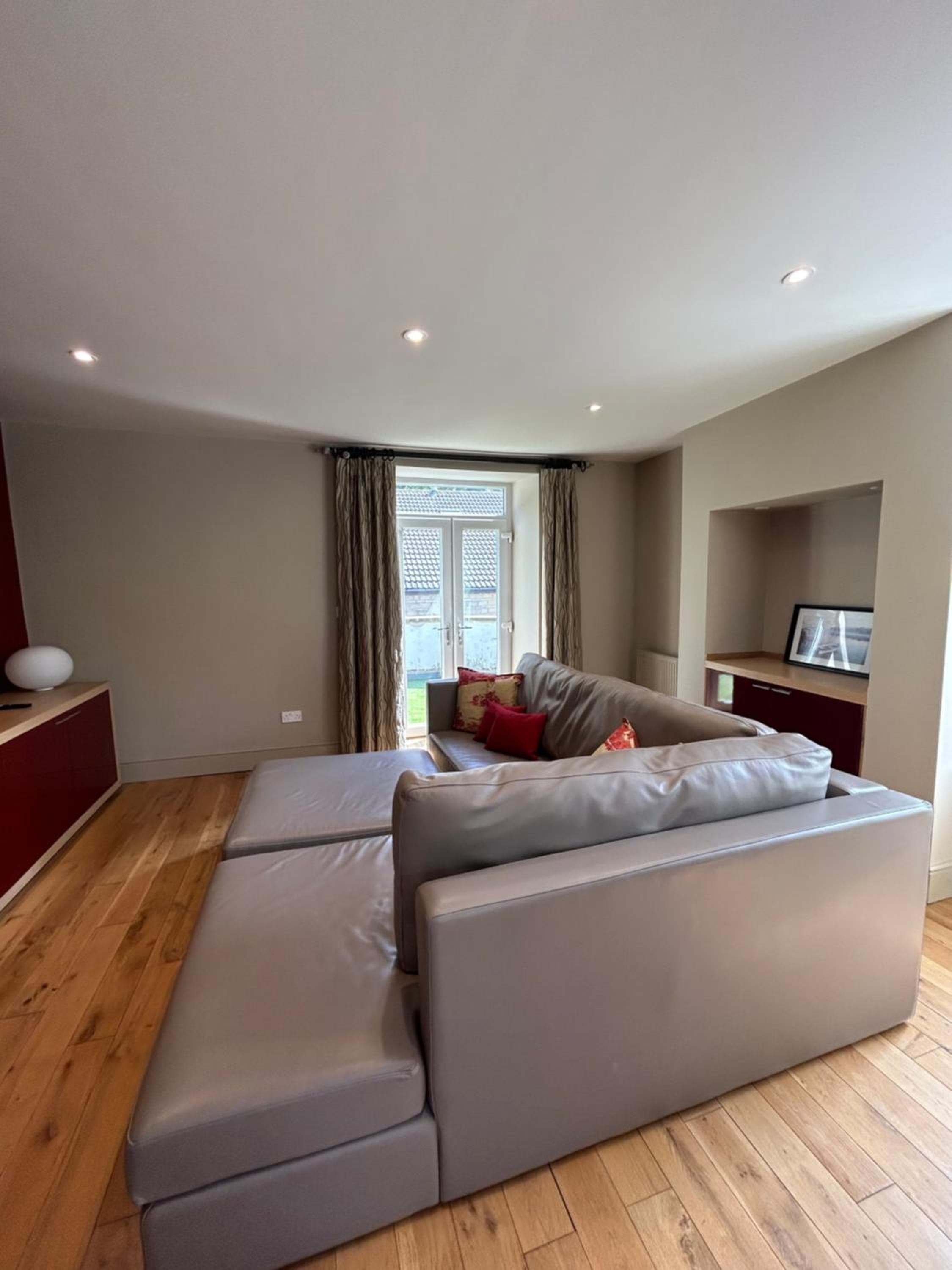 Luxury Apartment - Great Location