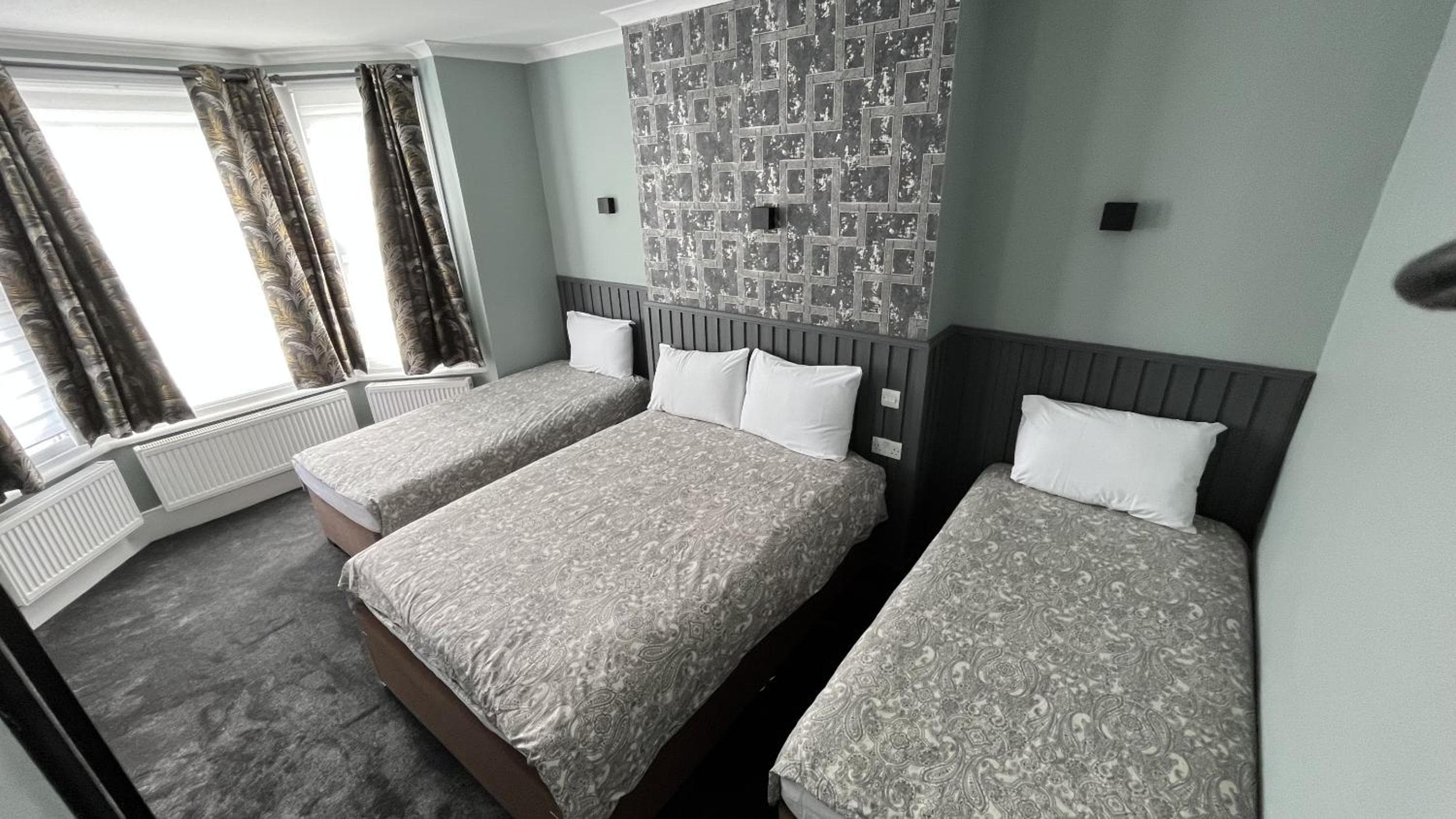 Charlotte Guest House