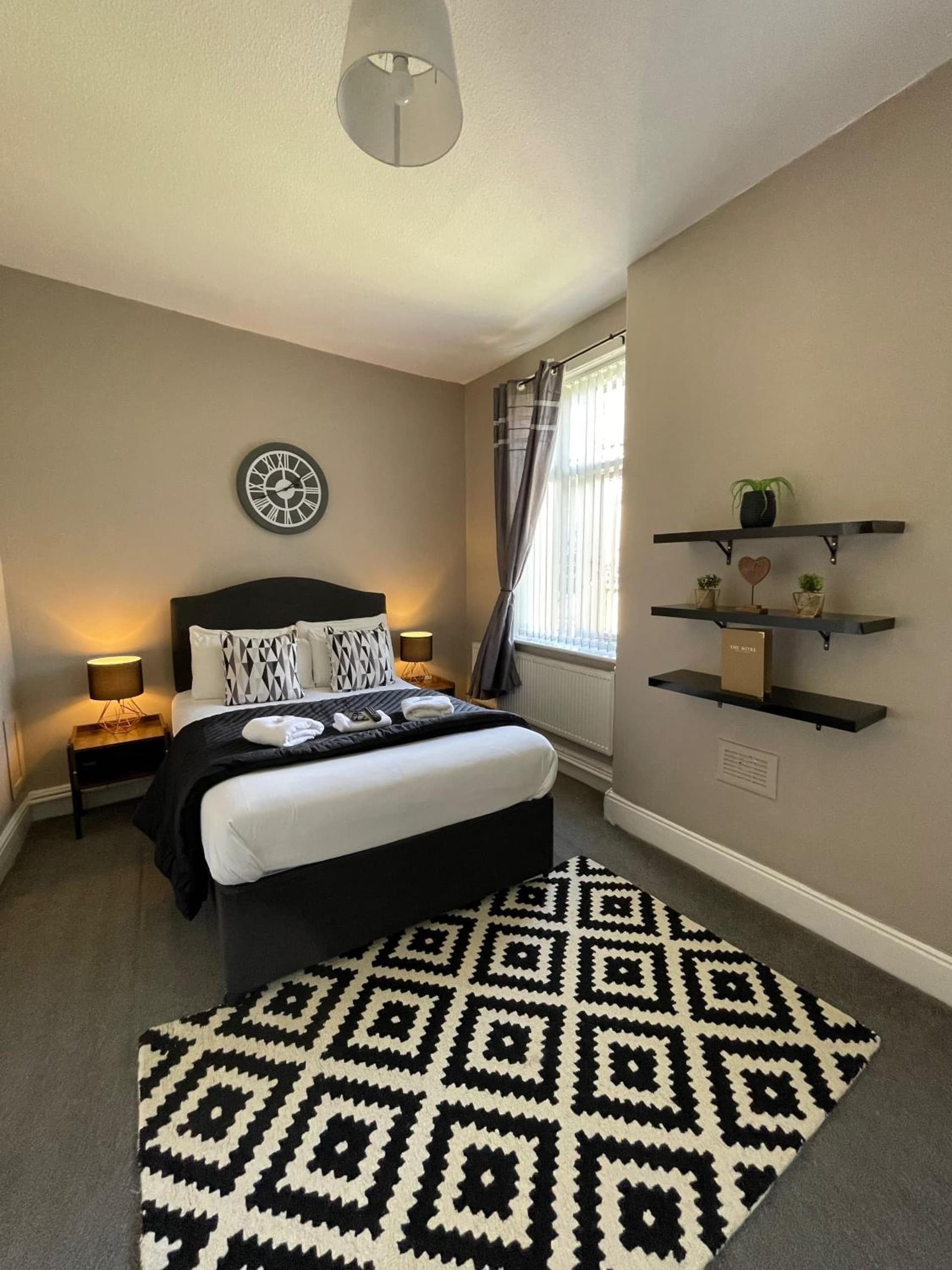 Mitre Hotel Manchester City Centre 3