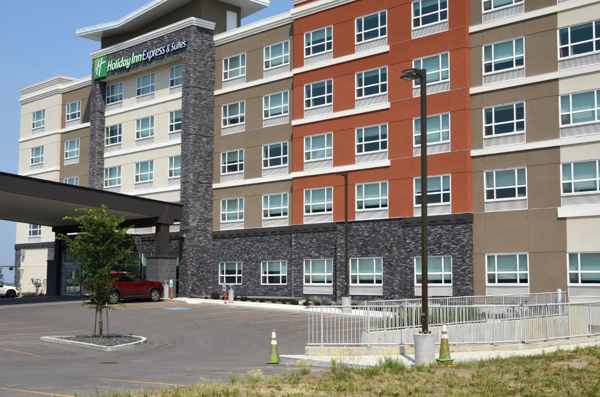 Holiday Inn Express & Suites - Edmonton SW – Windermere by IHG