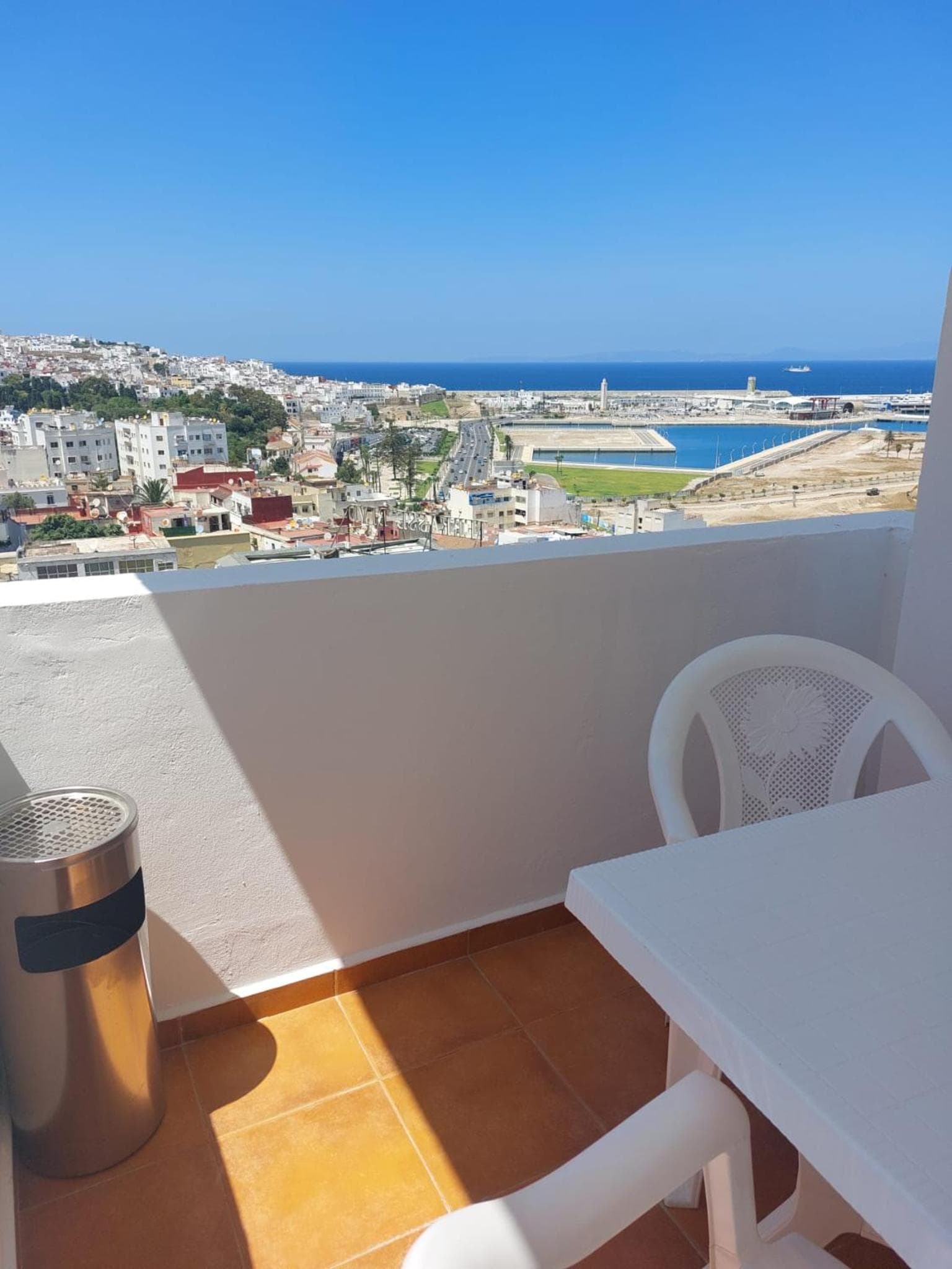 Appartement de Prestige, vue Kasbah, Mer et Vieux Port