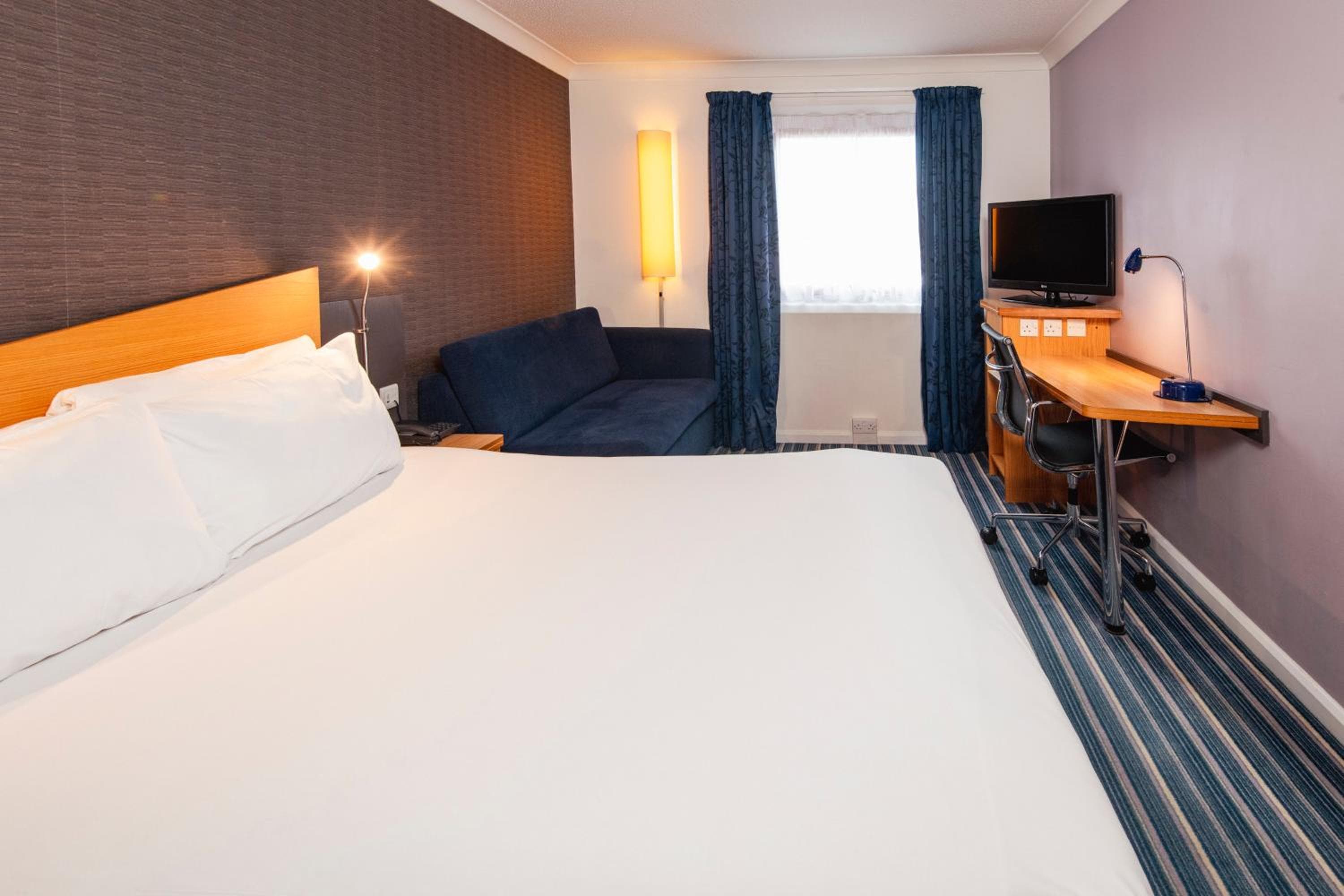 Holiday Inn Express Bristol Filton by IHG 3