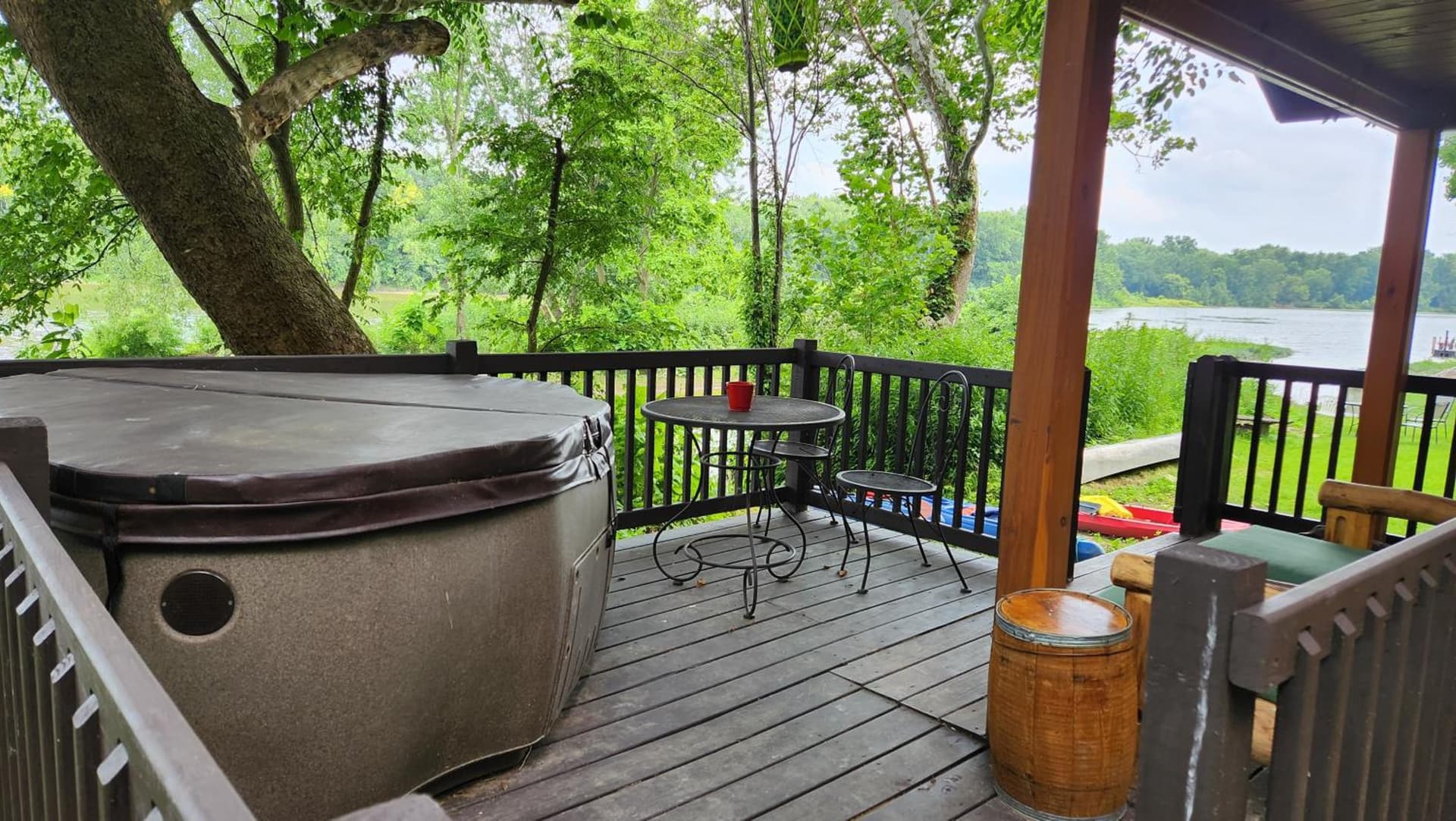 River Log Cabins