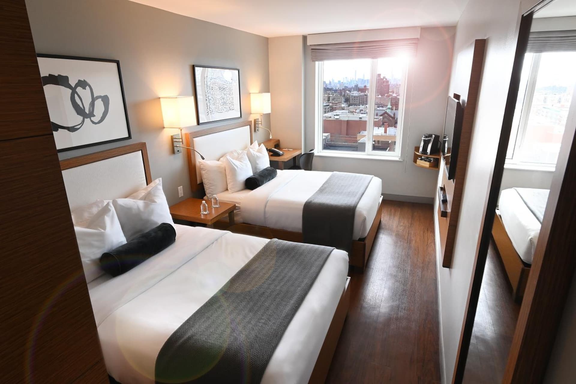 Edge Hotel Washington Heights 2