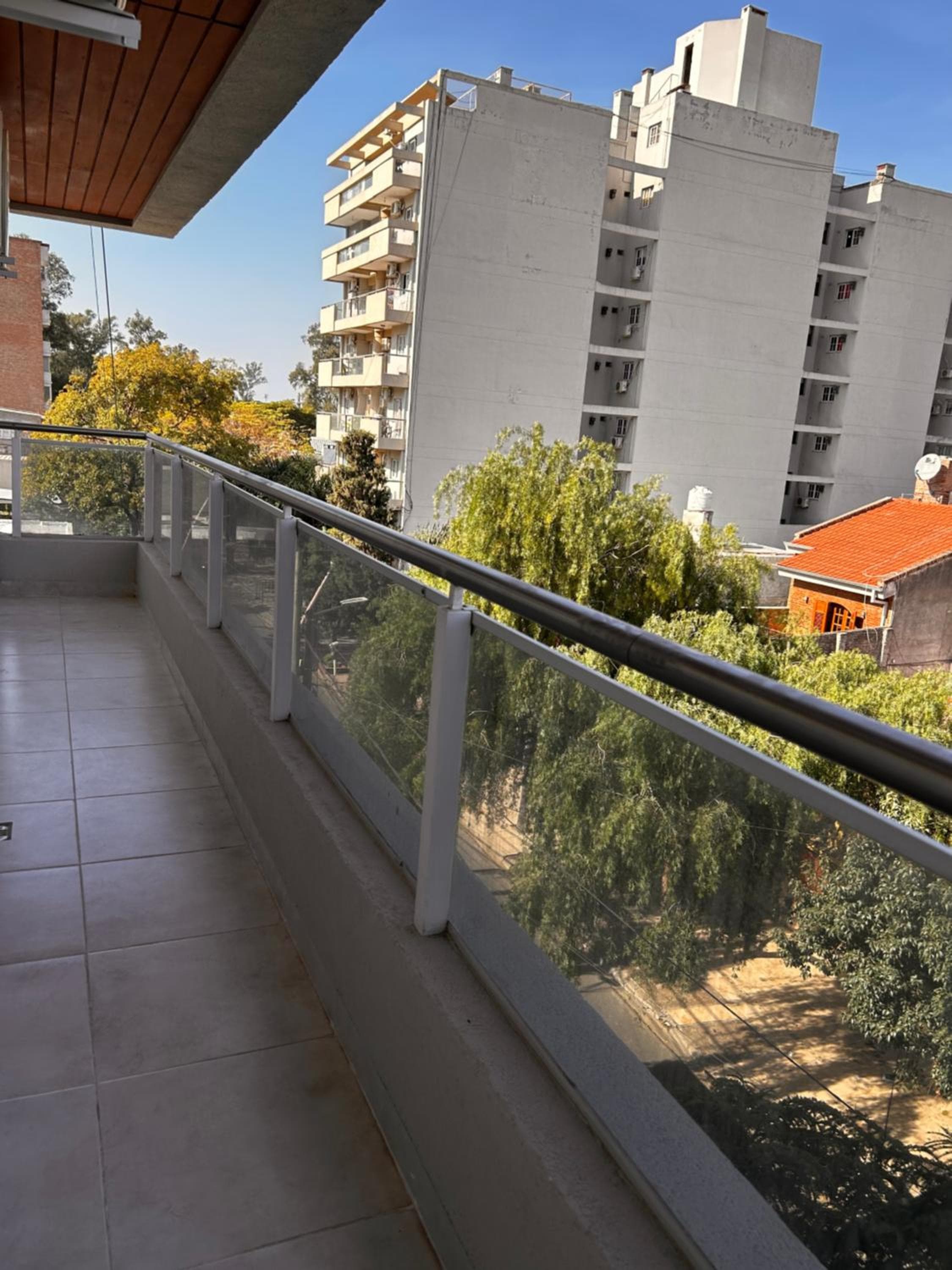 DEPTO EN AV ROCA PARA HASTA 4 PERSONAS - Edificio MIRÓ2