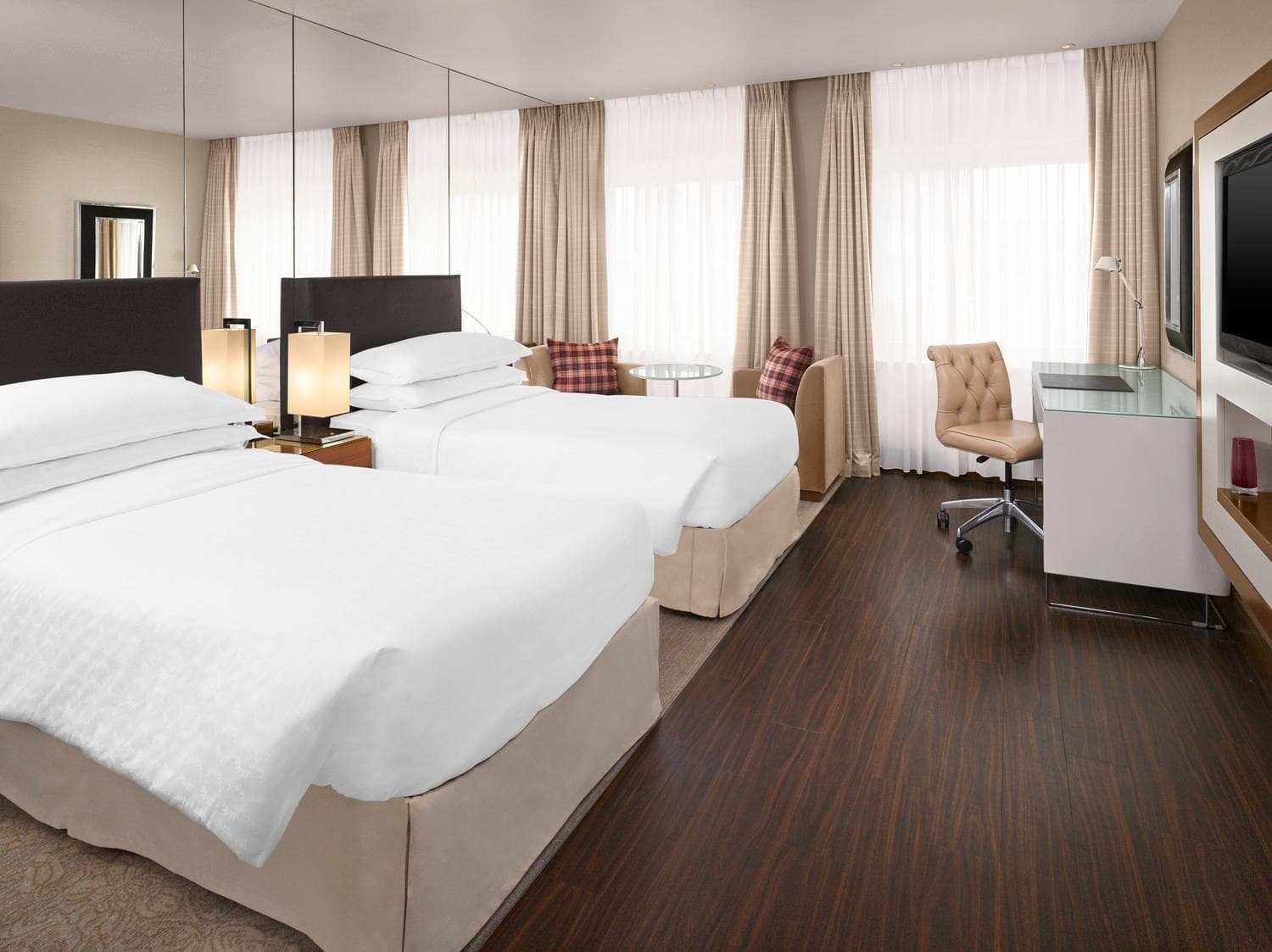 Sheraton Grand Hotel & Spa 3