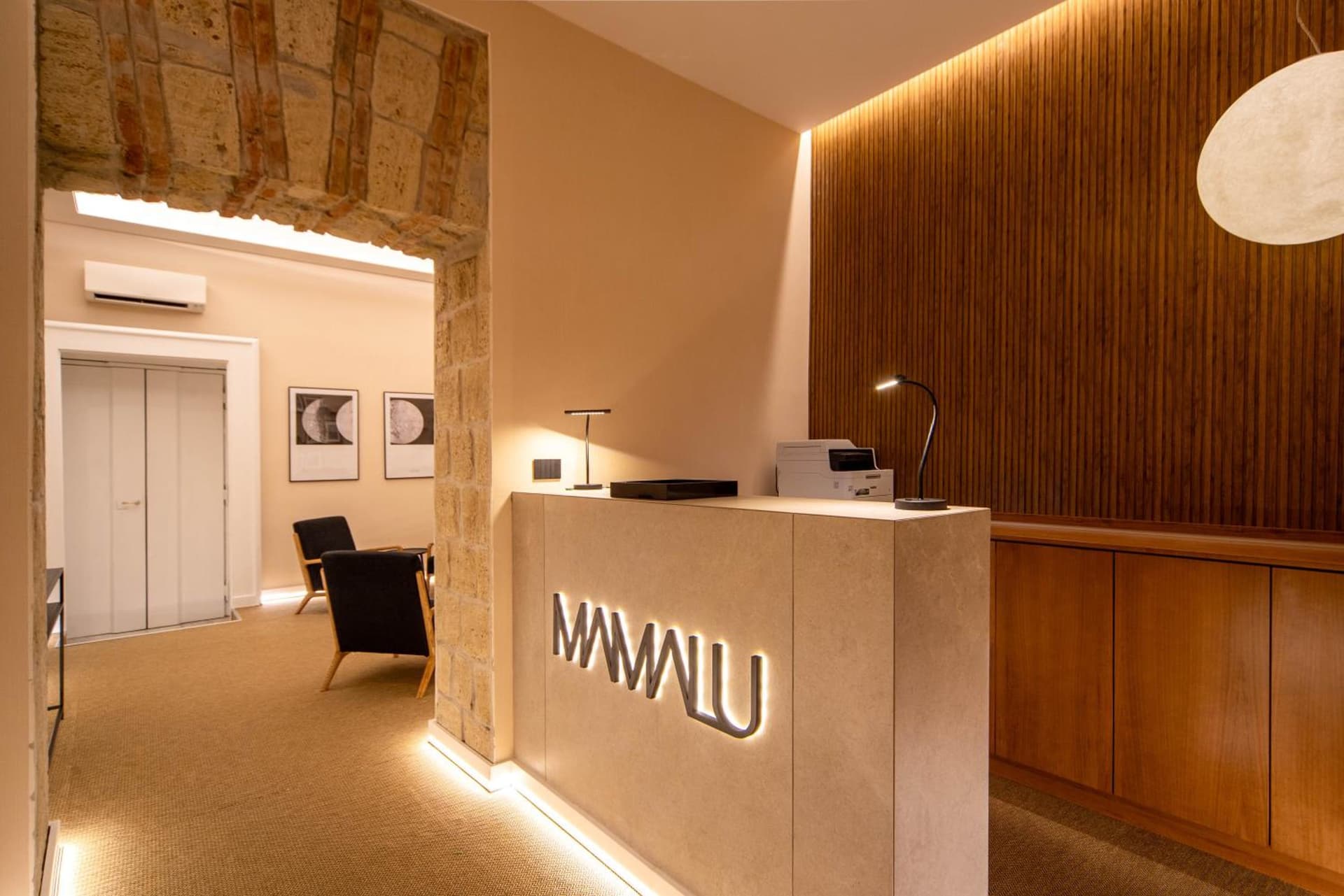 MAMALU - Studios and Suites