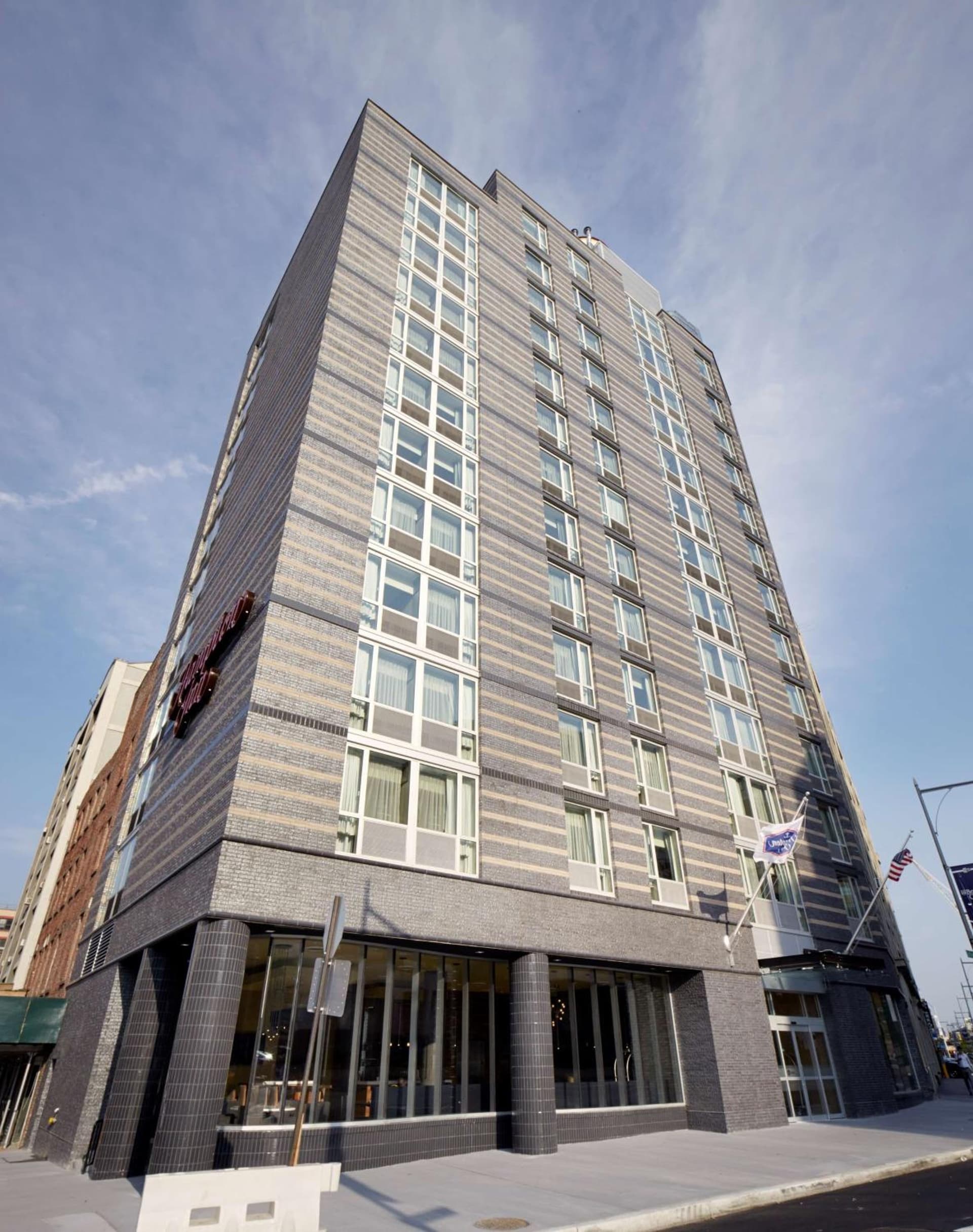 Hampton Inn Brooklyn Downtown 4